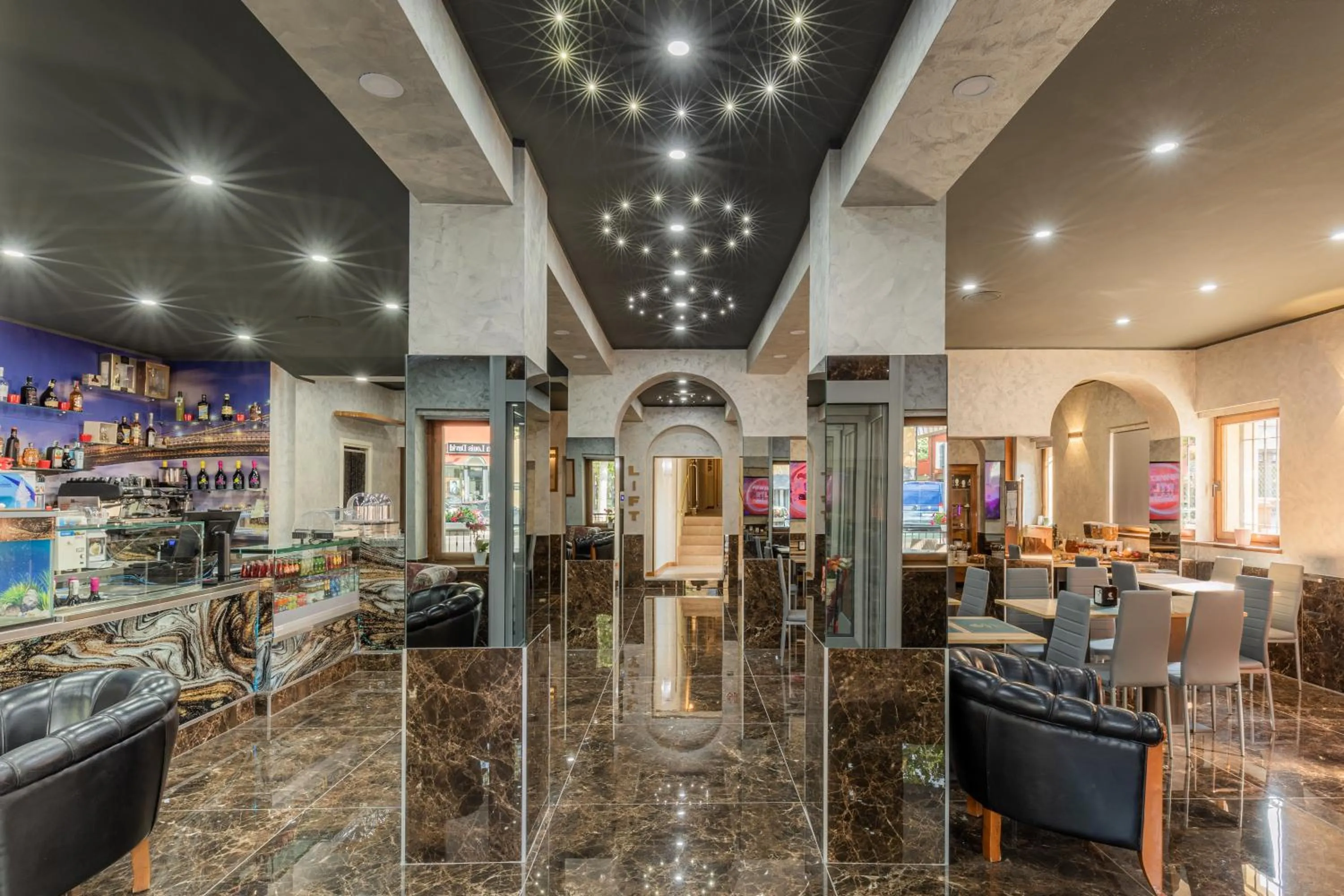 Lobby or reception in Hotel City Verona