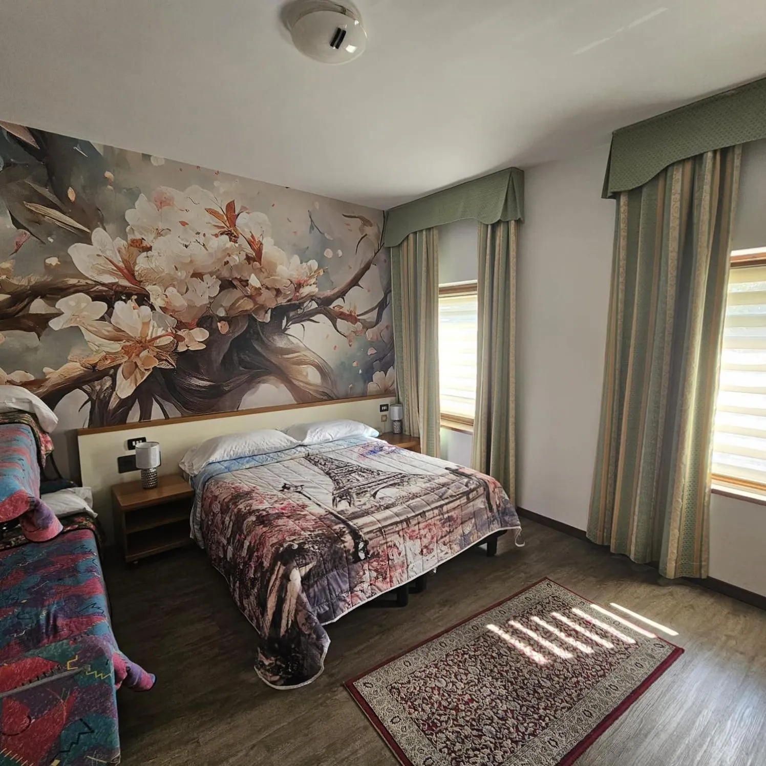 Photo of the whole room, Bed in Hotel City Verona