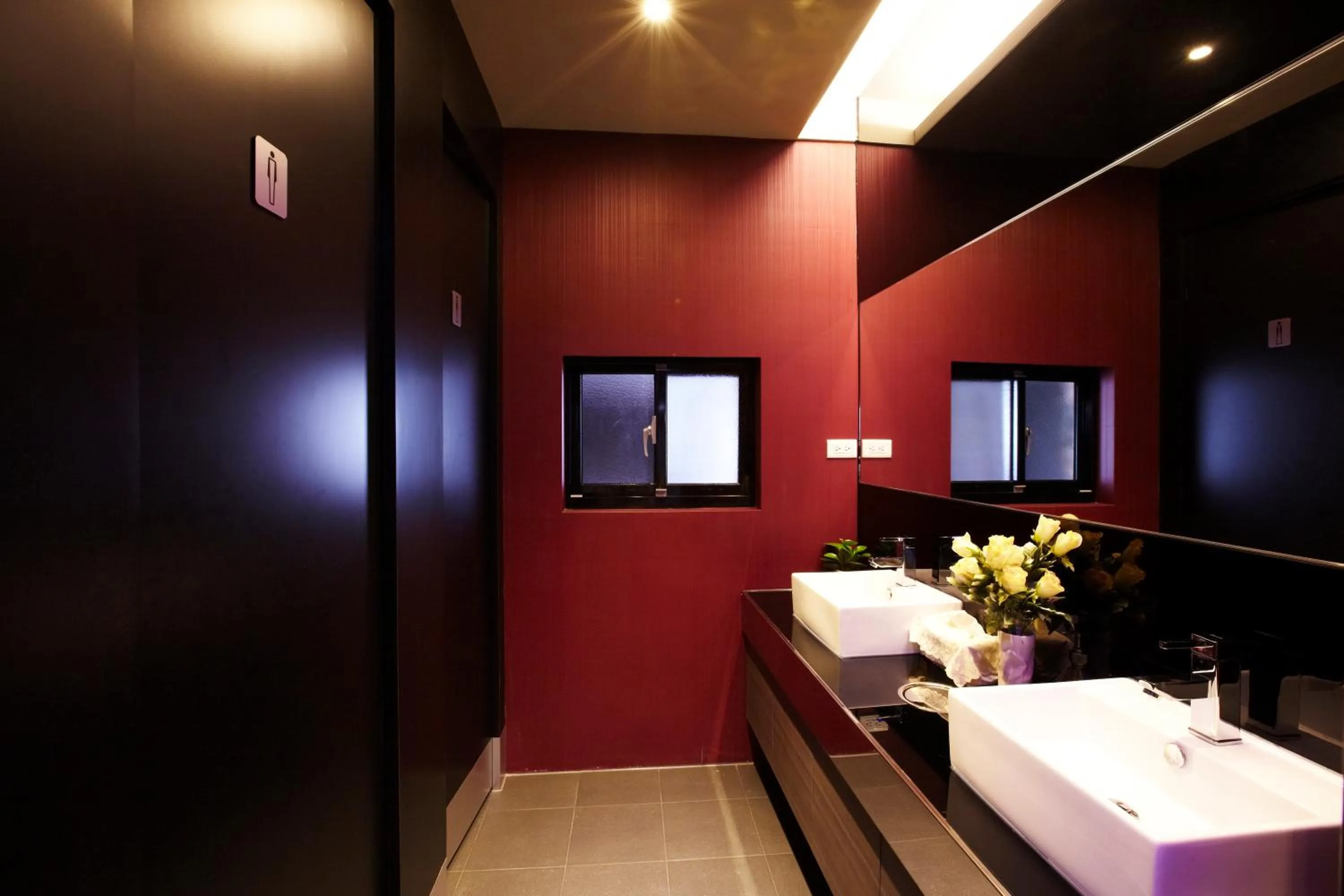 Bathroom in Main Inn Taipei