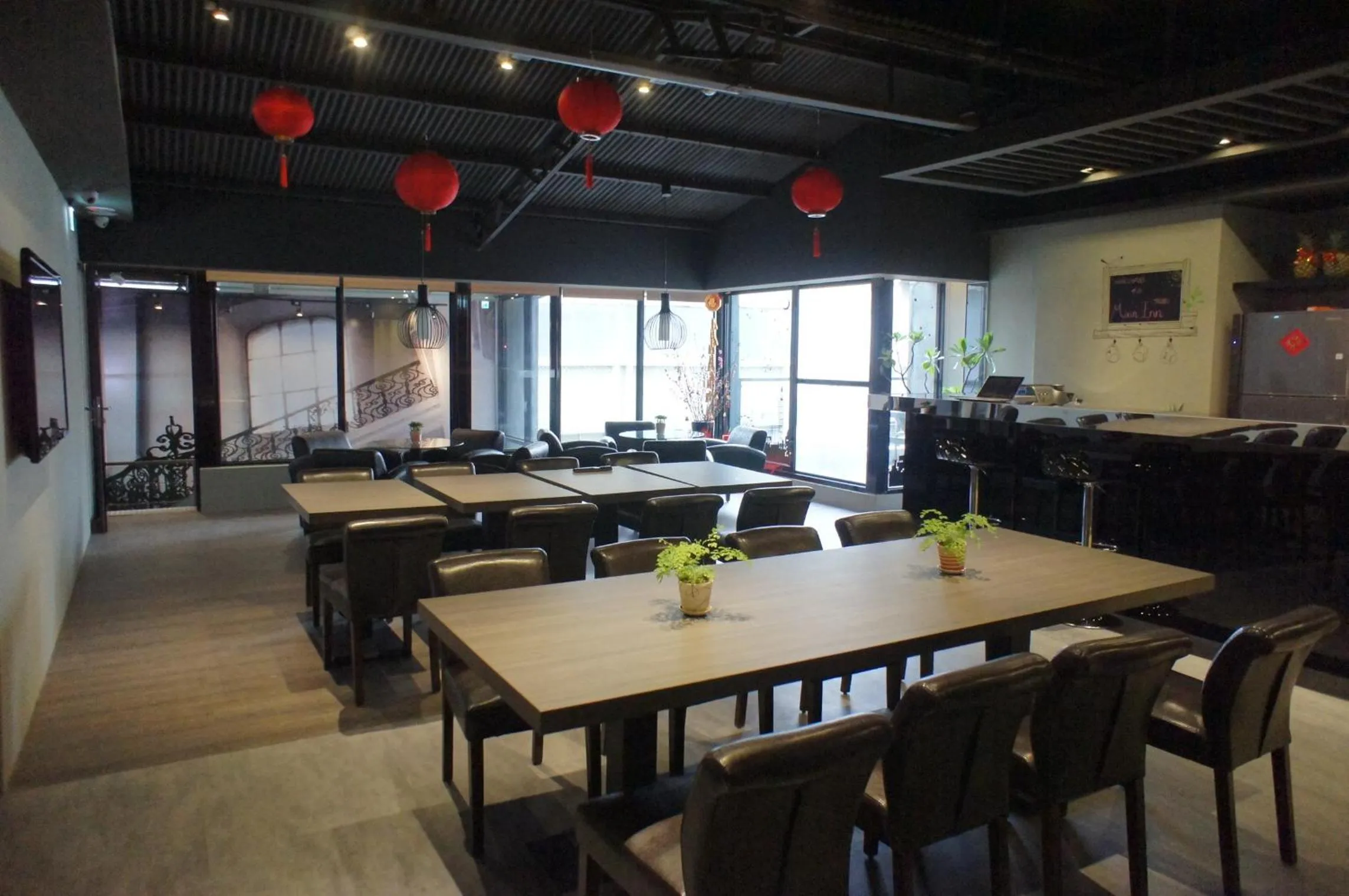 Restaurant/places to eat in Main Inn Taipei