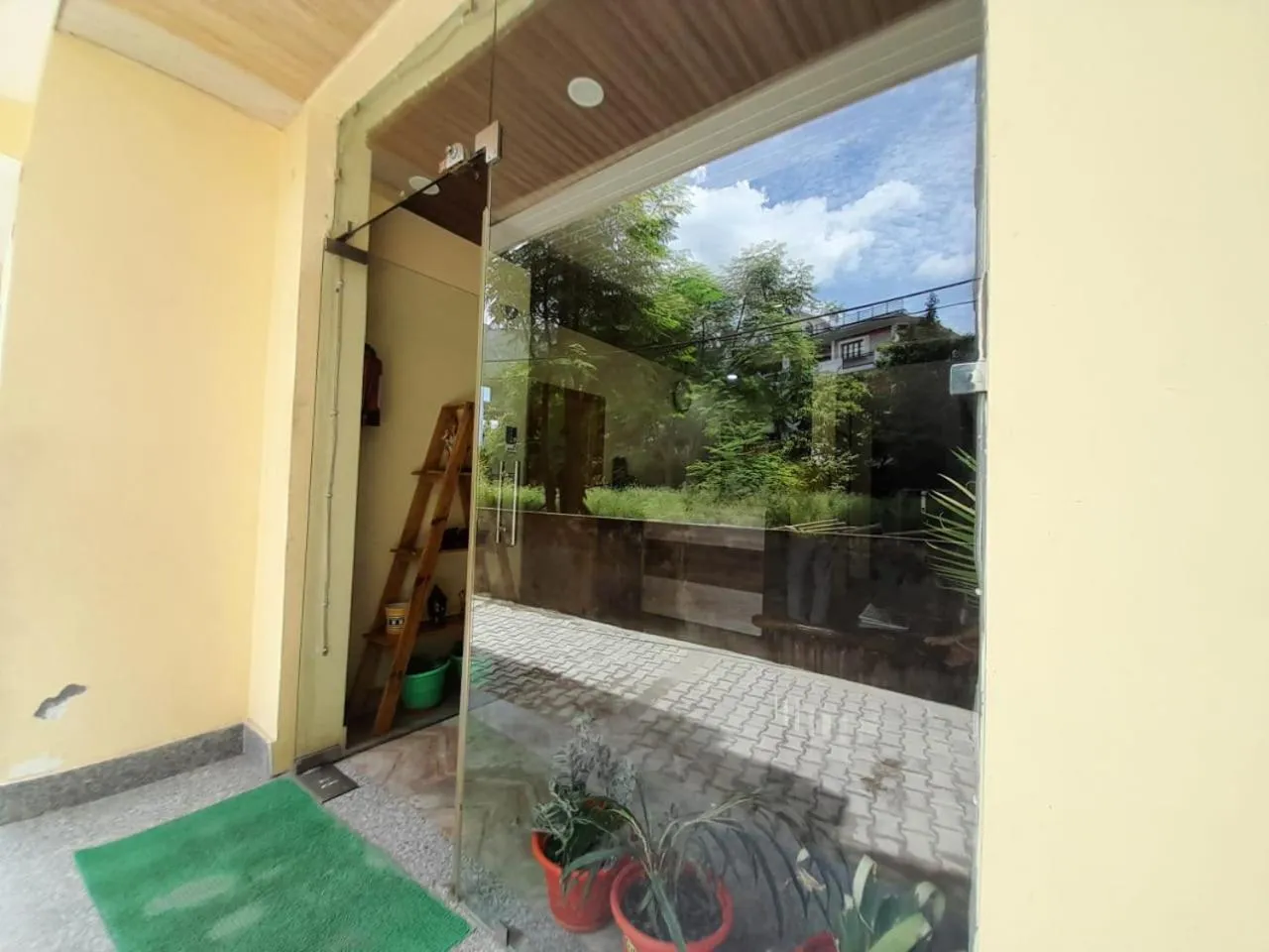 Hotel Krishna Rishikesh