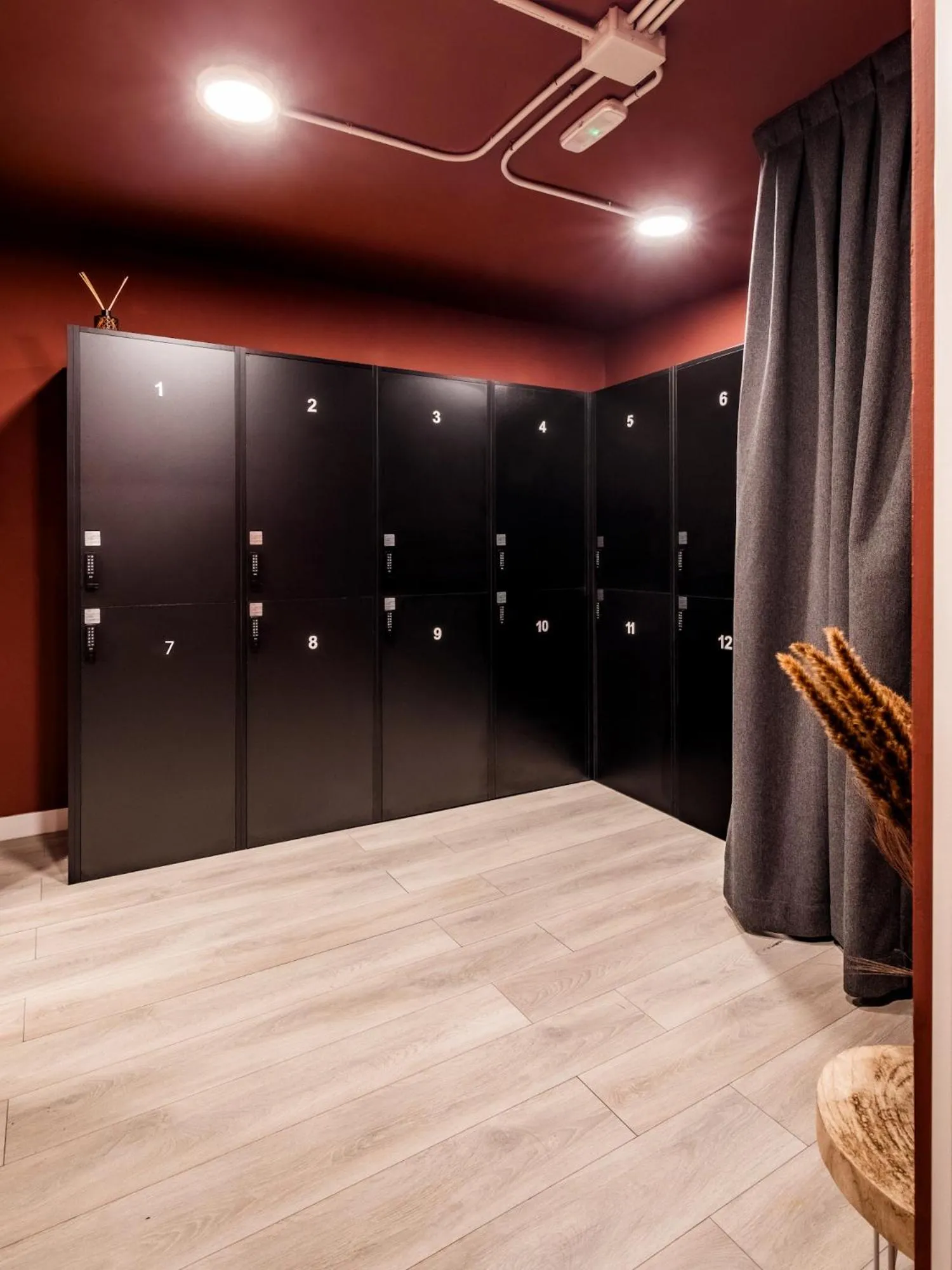 locker in Bob W Madrid Atocha