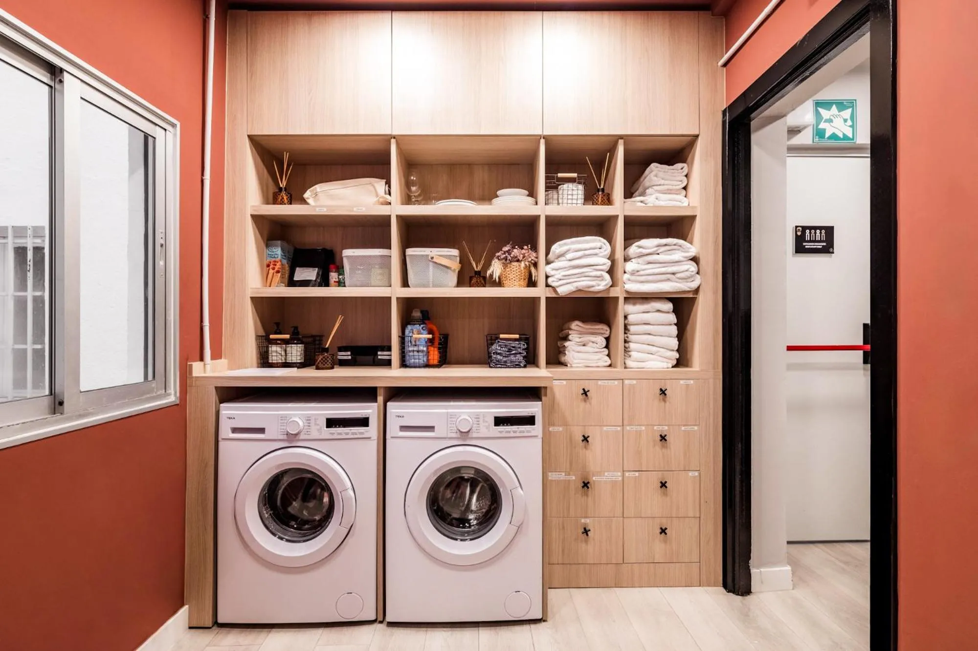 laundry in Bob W Madrid Atocha