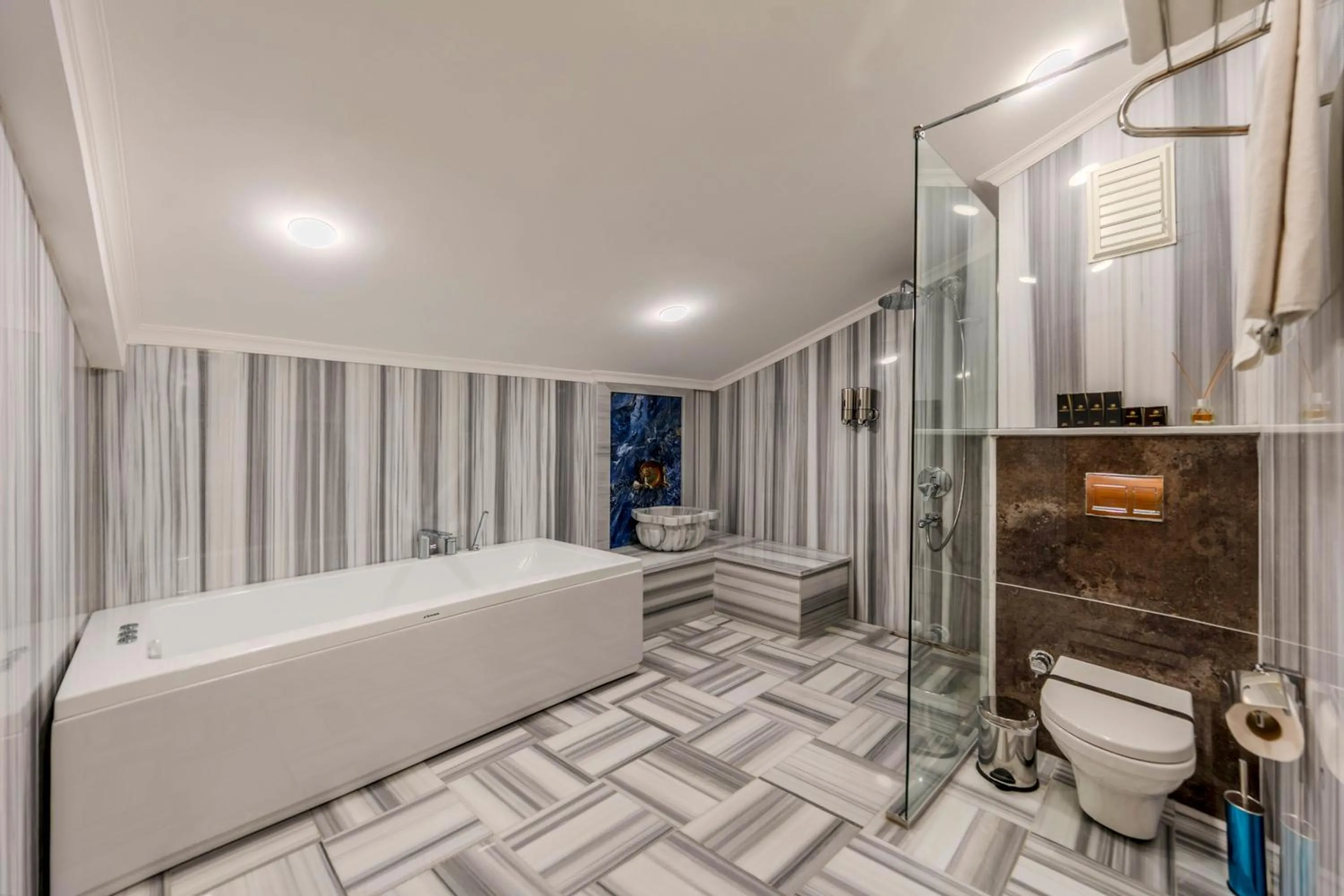 Bath in Hamitbey Hotel Yenikapı