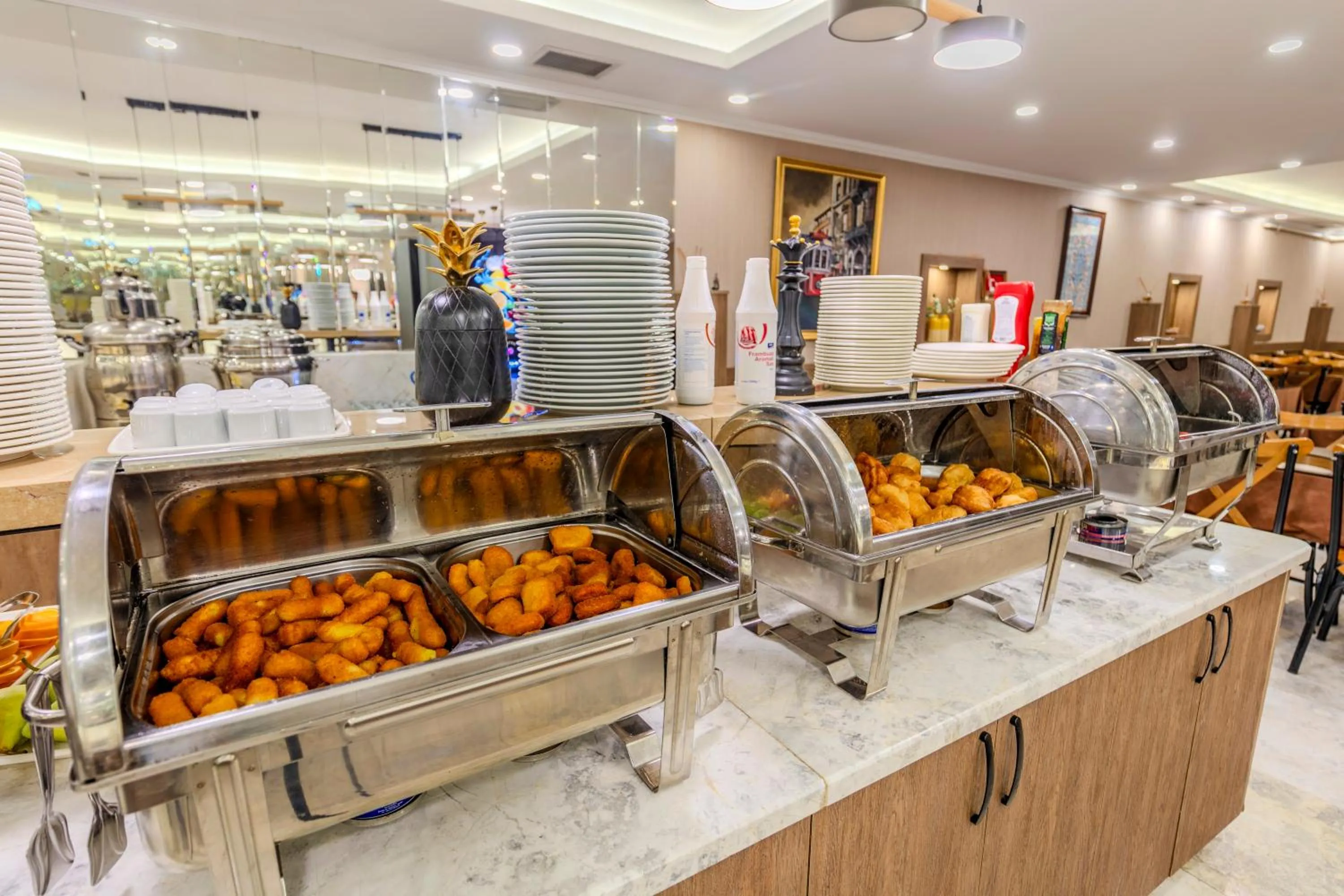 Buffet breakfast in Hamitbey Hotel Yenikapı