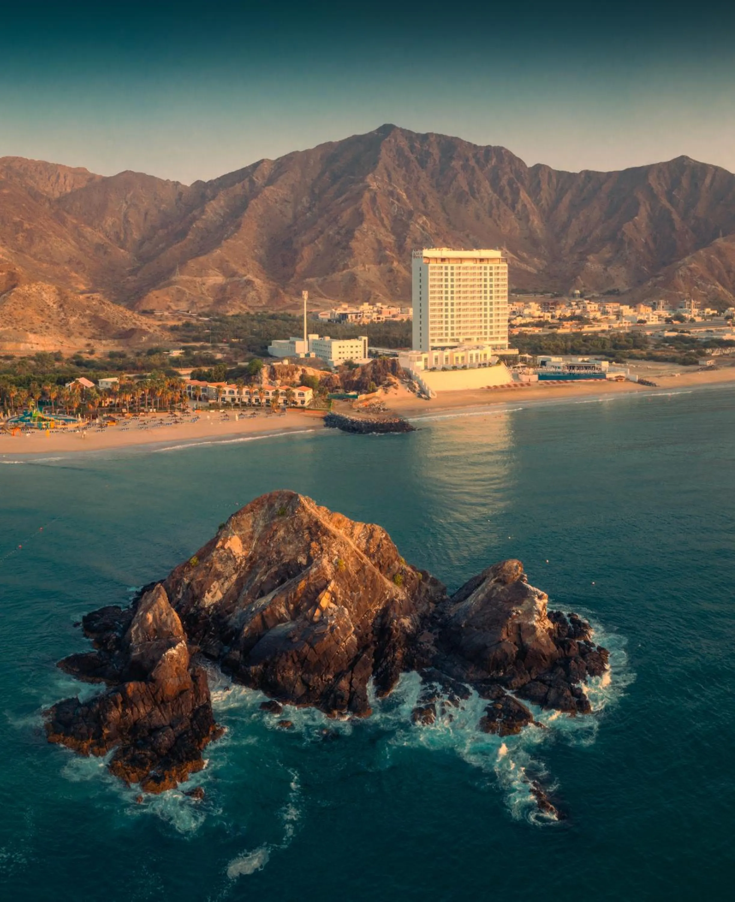 Royal M Al Aqah Beach Resort by Gewan