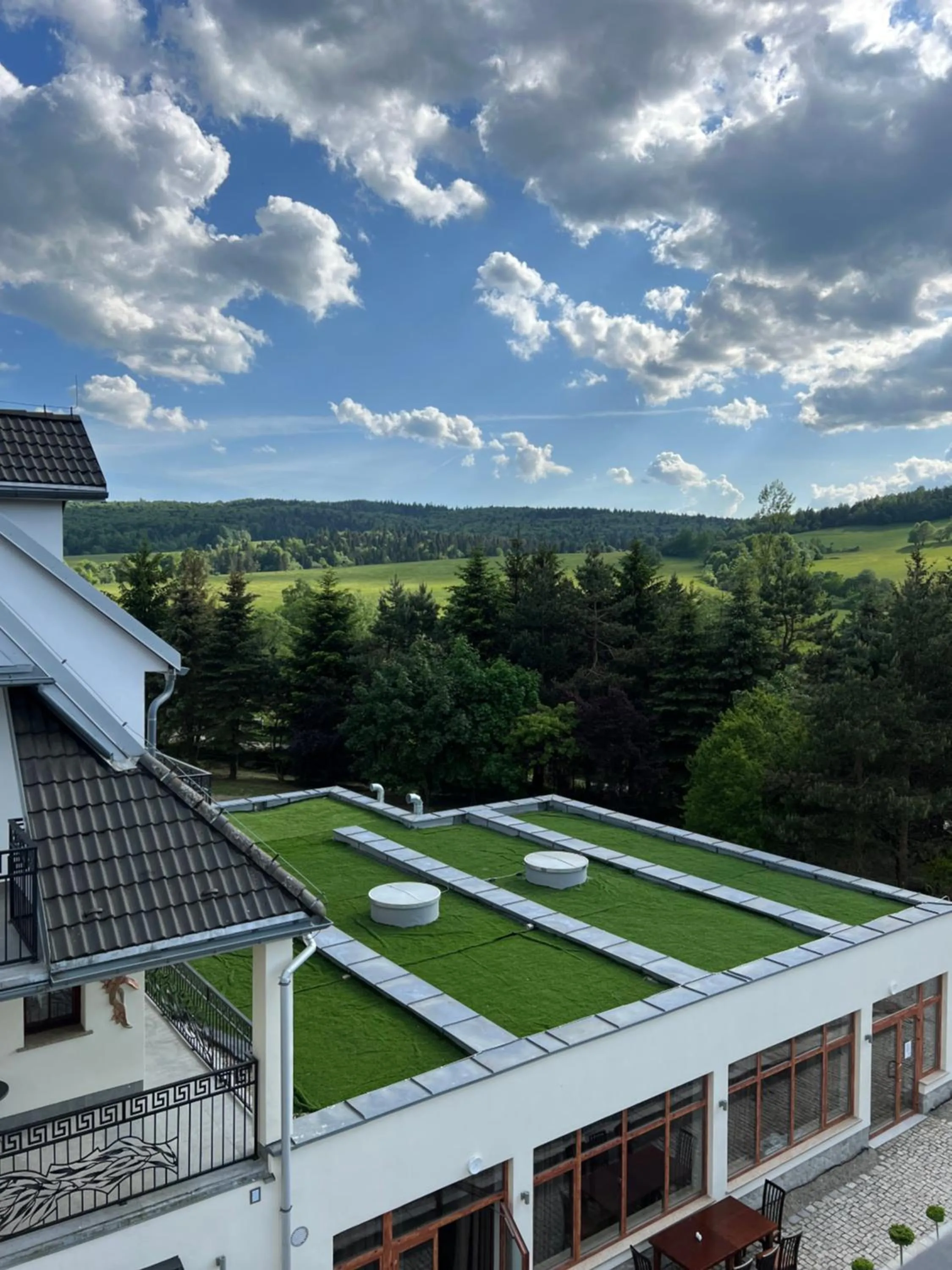 Property building in Końska Dolina