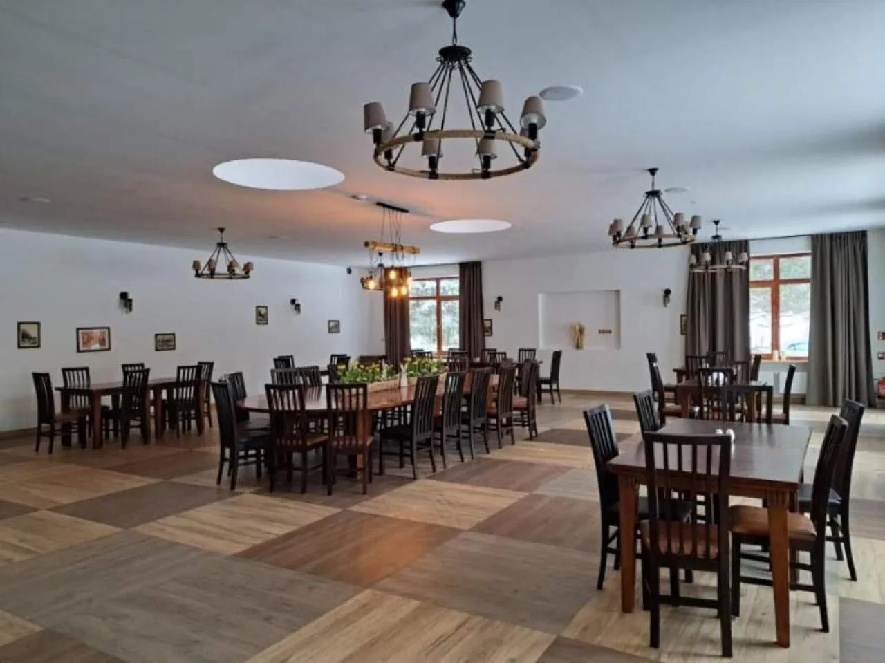 Restaurant/places to eat in Końska Dolina