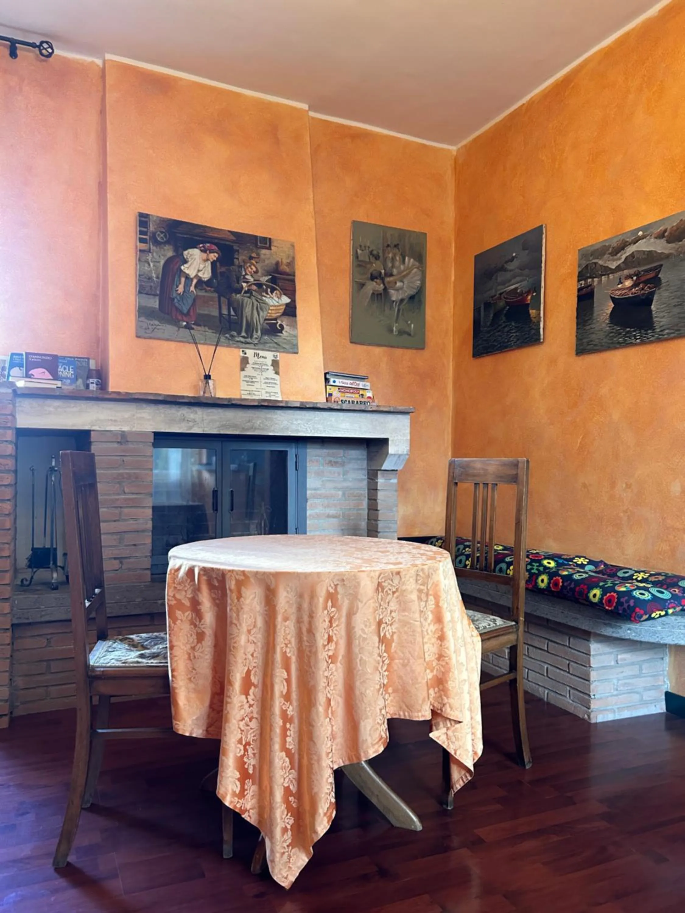 Restaurant/Places to Eat in L'antico Granaio