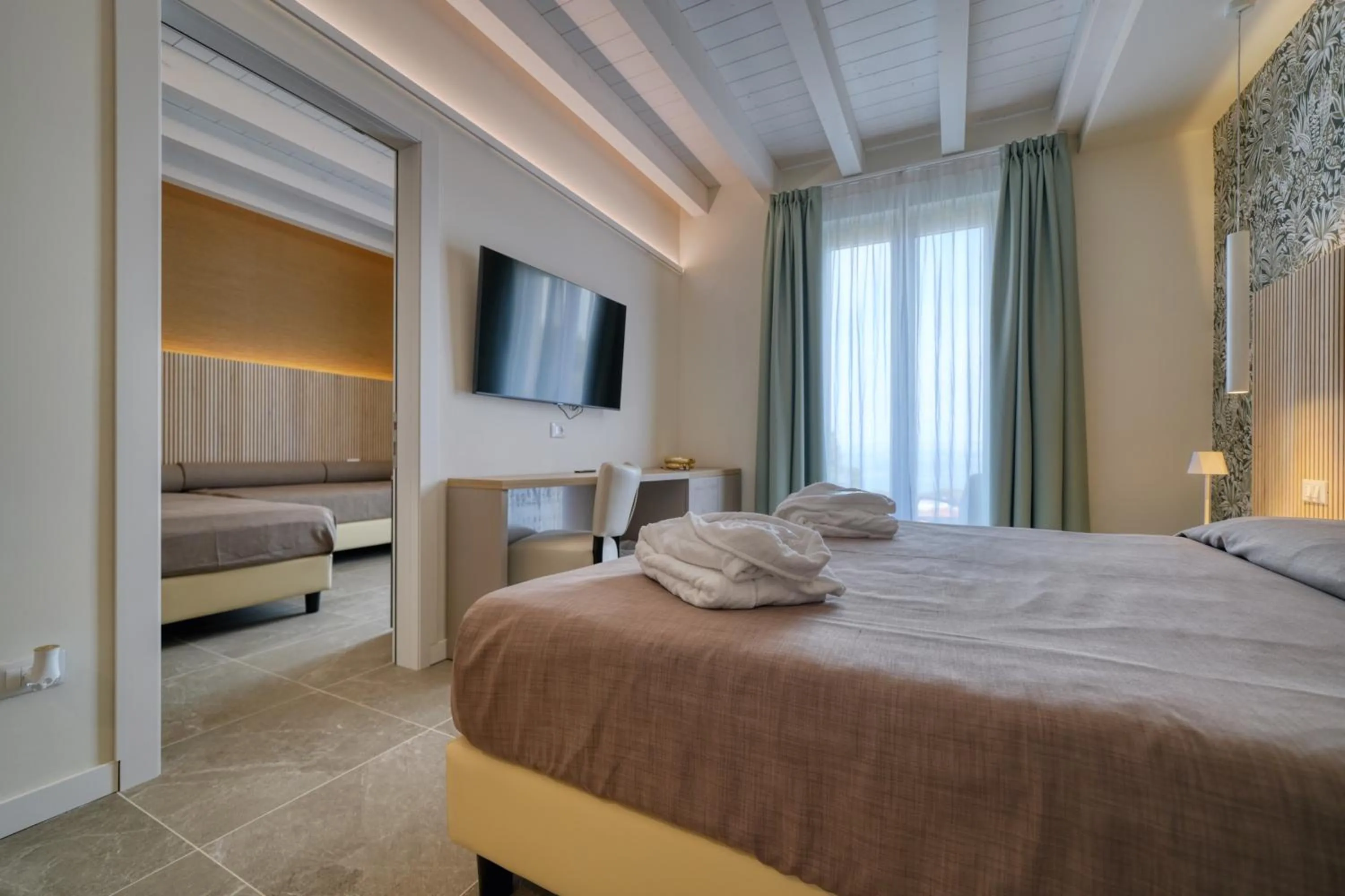 Bedroom, Bed in Hotel Palazzo del Garda & Spa