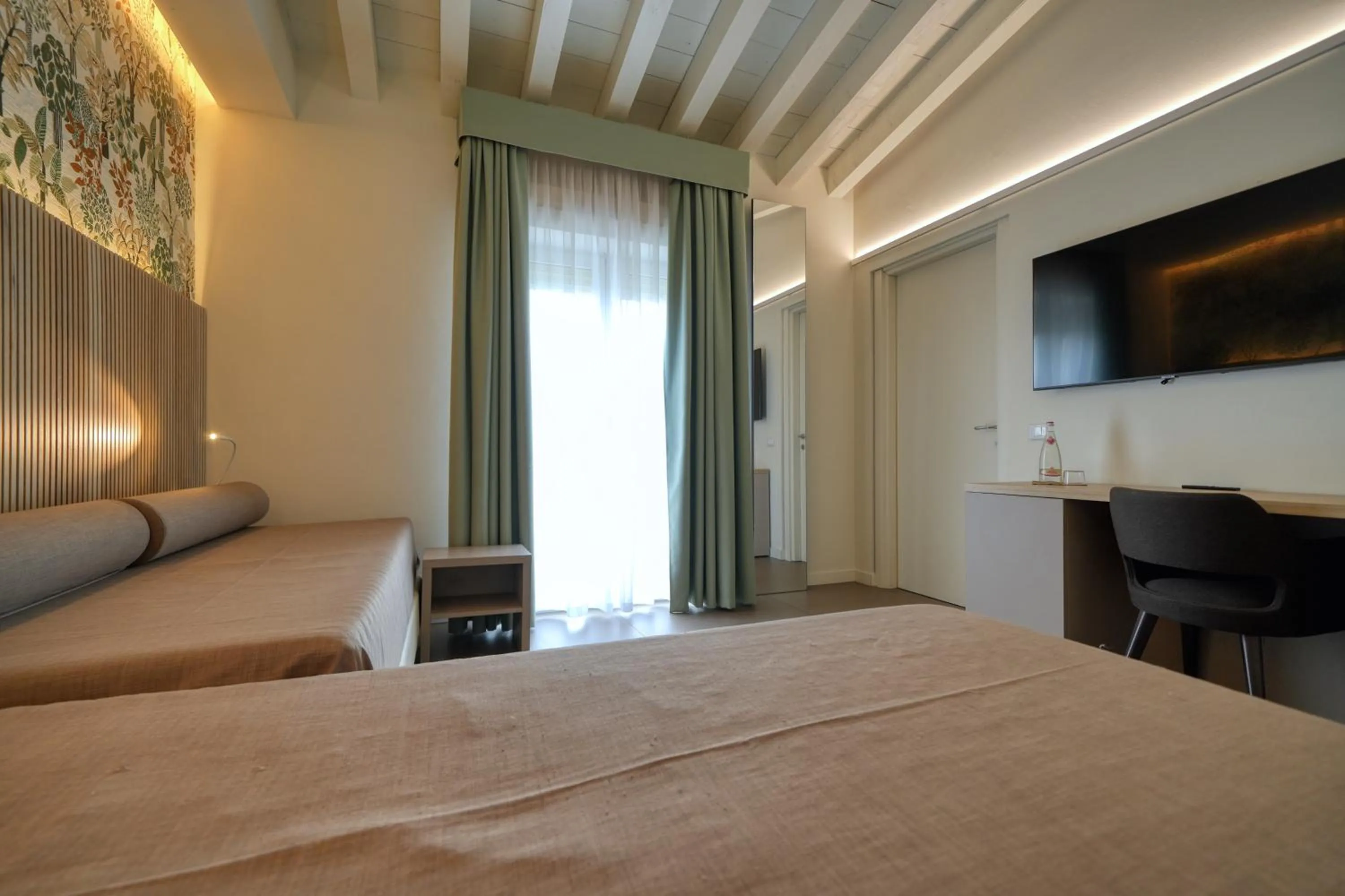 Bed in Hotel Palazzo del Garda & Spa