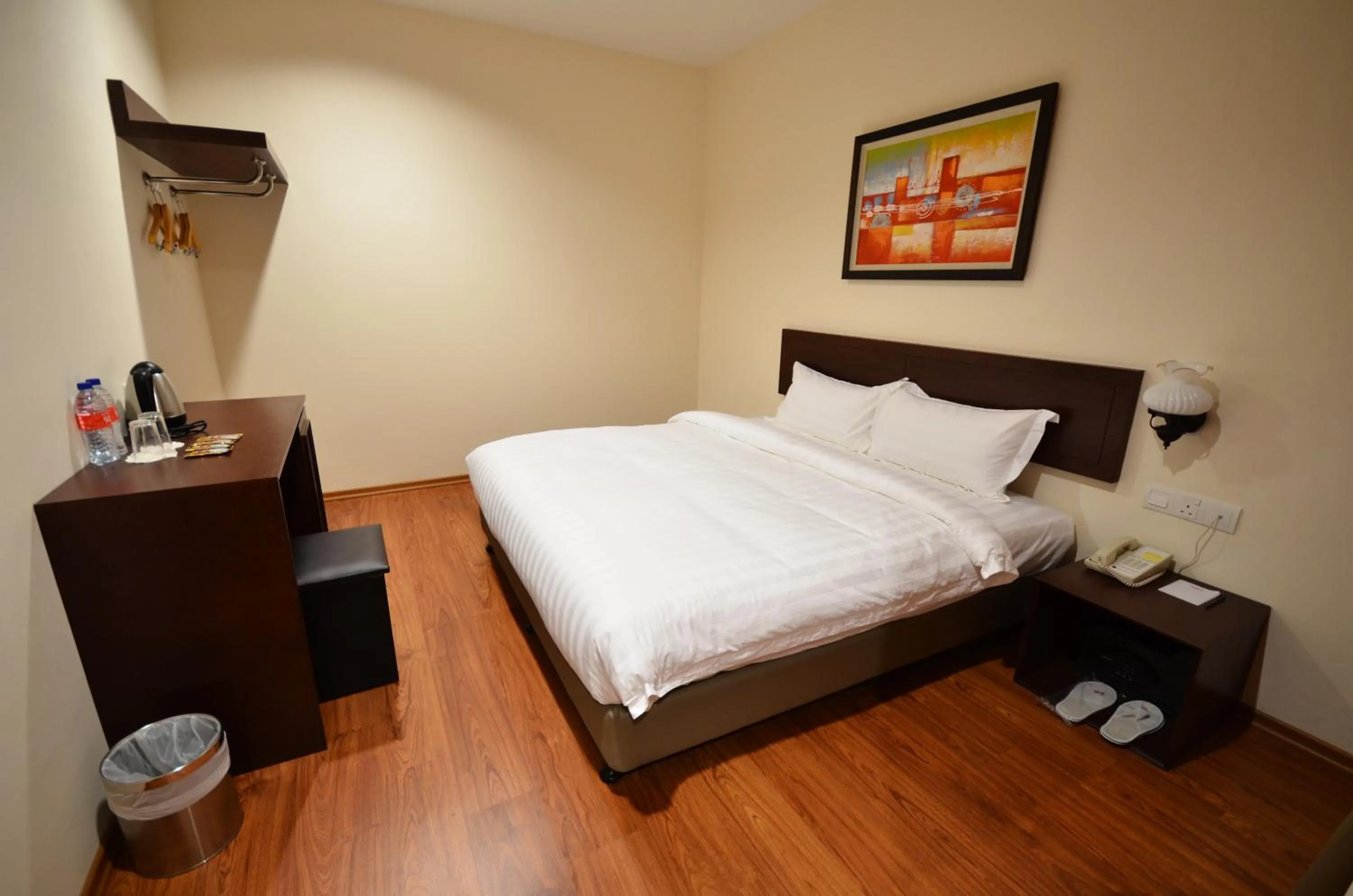 Bed in 906 Riverside Hotel Malacca