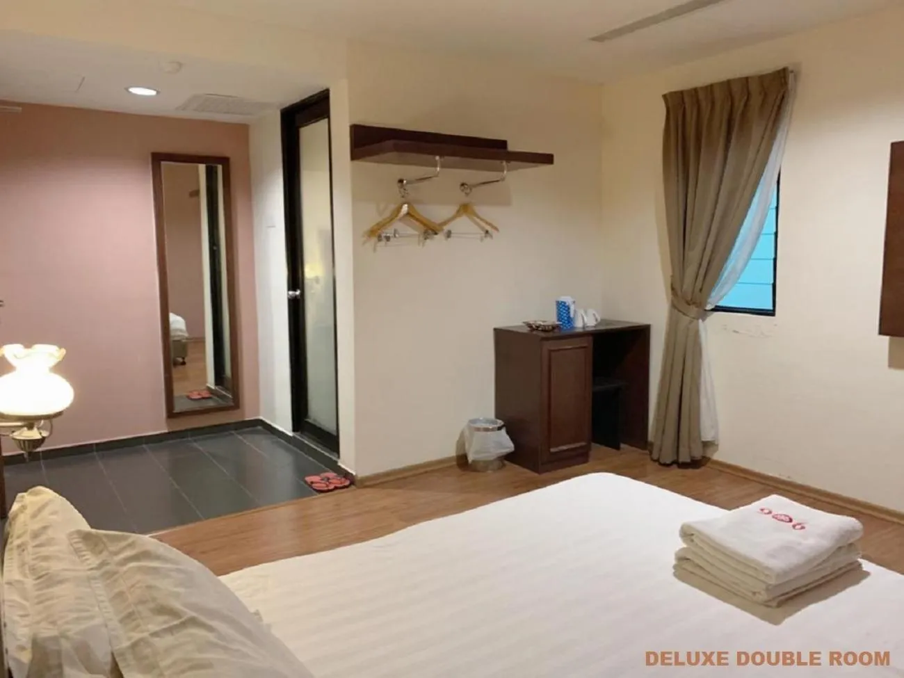 Photo of the whole room, Bed in 906 Riverside Hotel Malacca