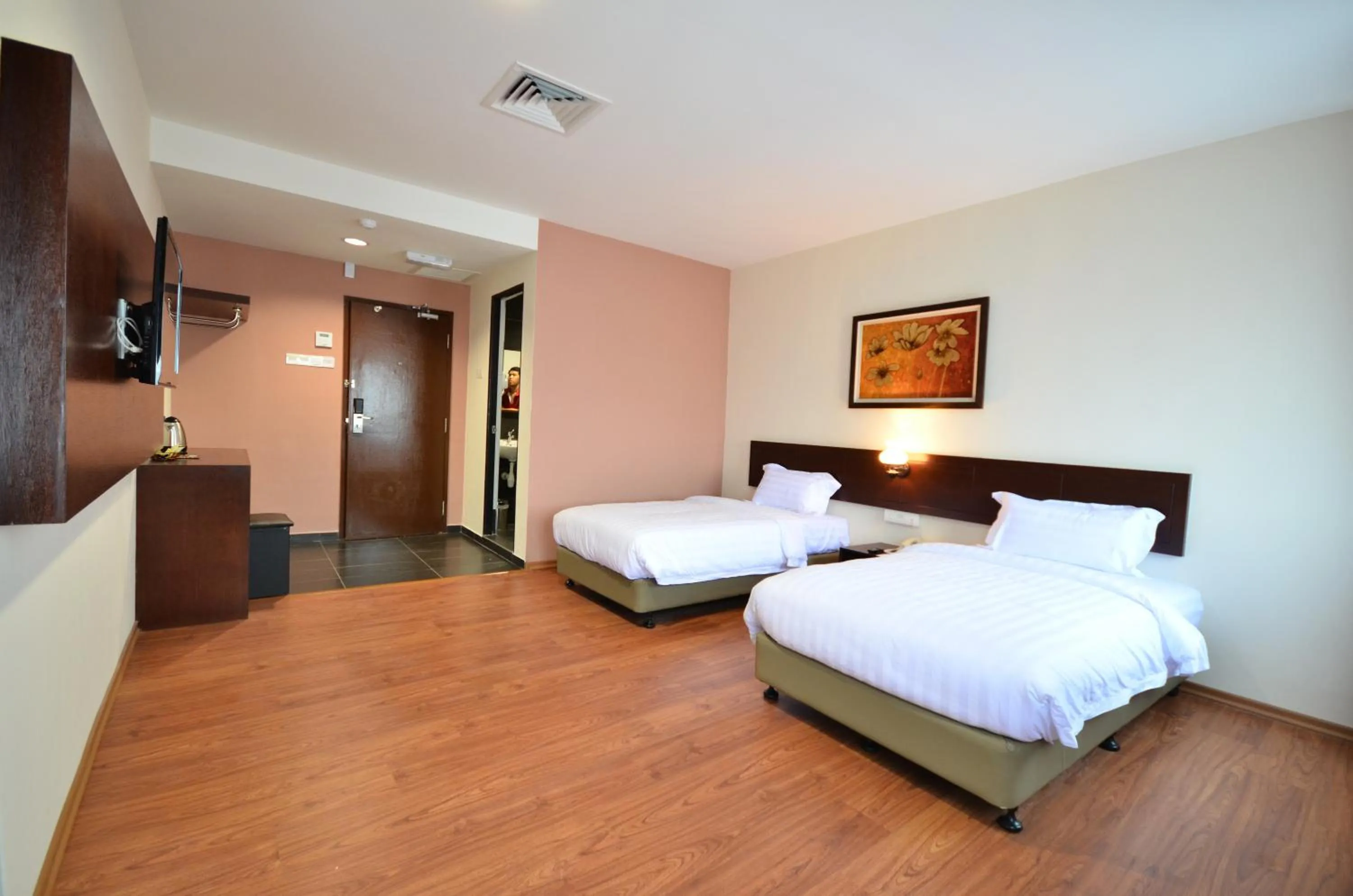 Bed in 906 Riverside Hotel Malacca