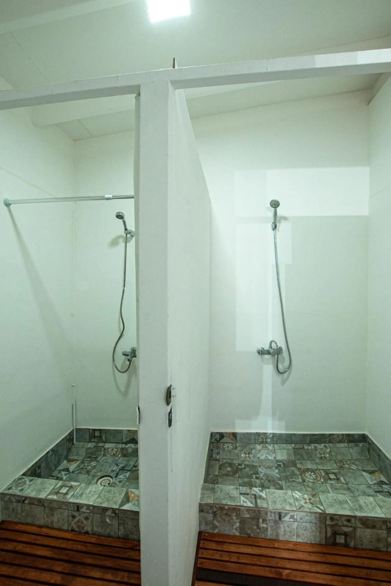 Shower in Hostal Copart