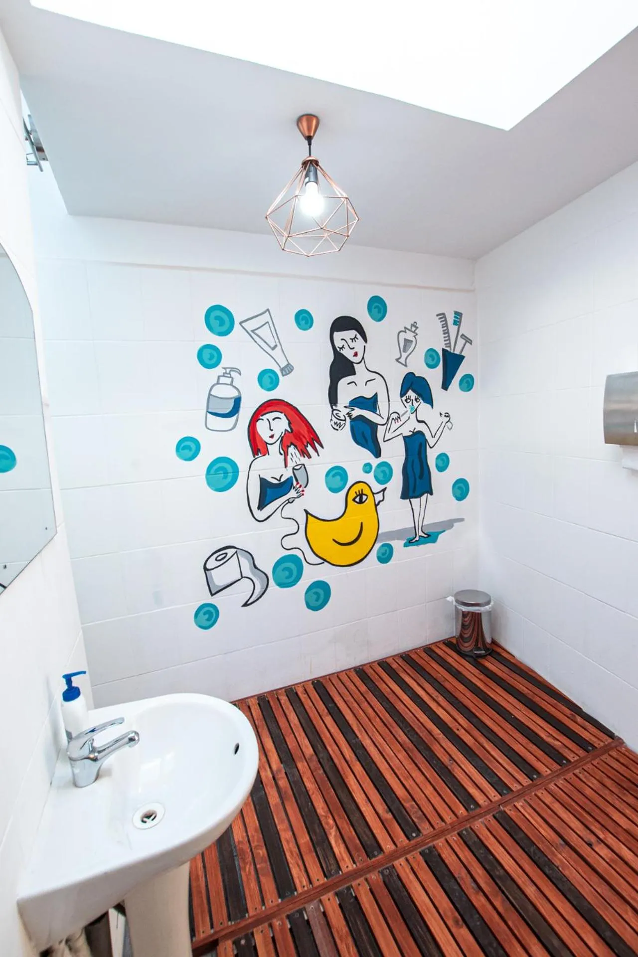 Restaurant/places to eat in Hostal Copart