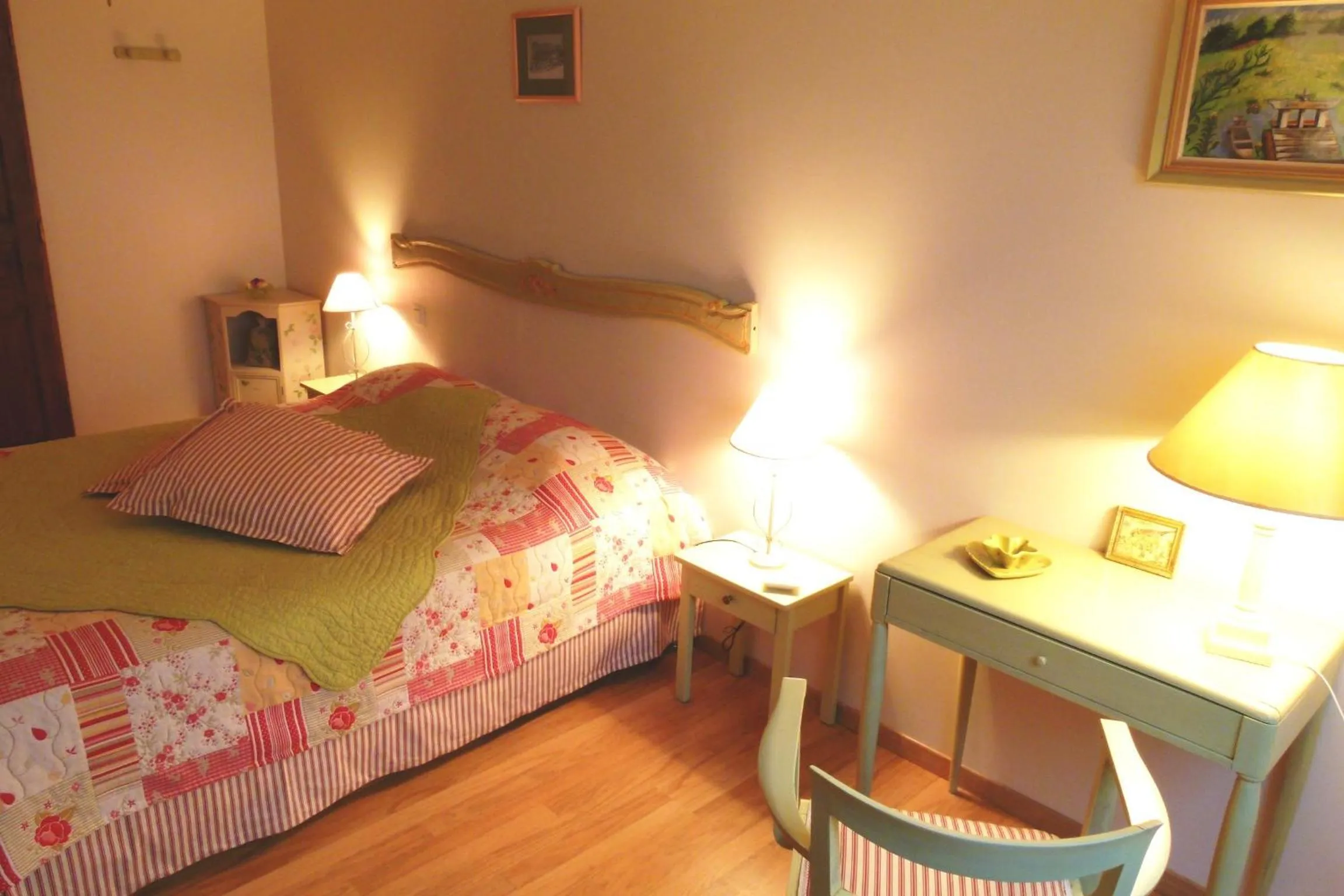 Photo of the whole room, Bed in Ferme de Marpalu