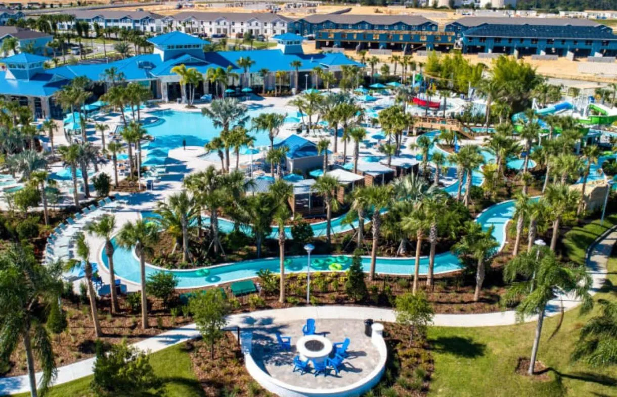 Bird's eye view in 7-bed w Pool, Game Room and Free Resort Access