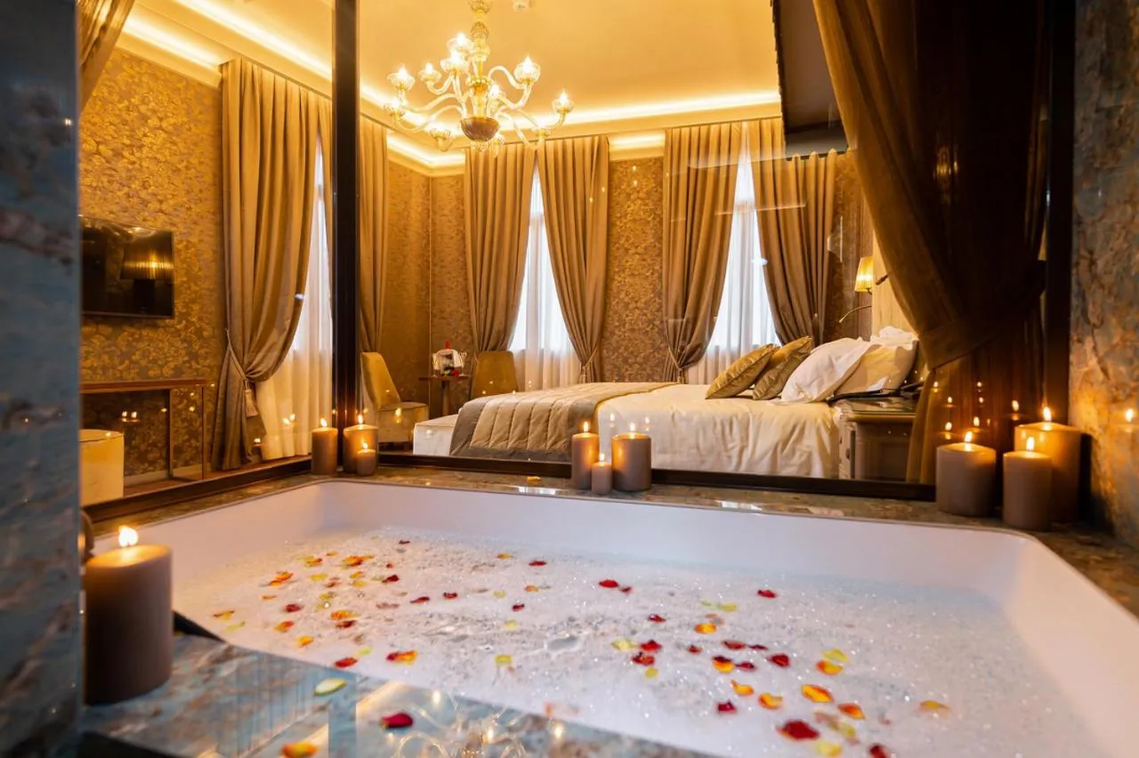 Bed in Hotel Canaletto