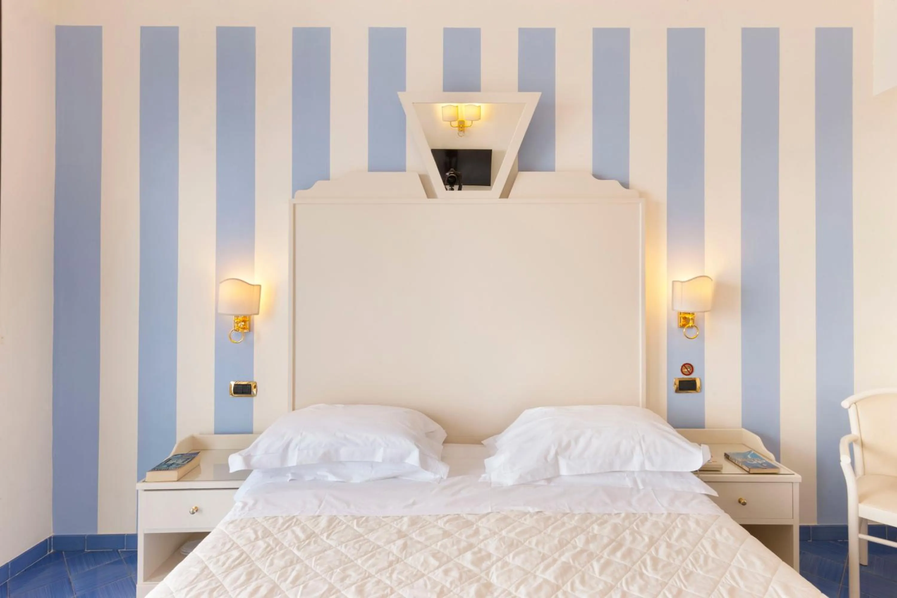 Bed in Hotel Bristol