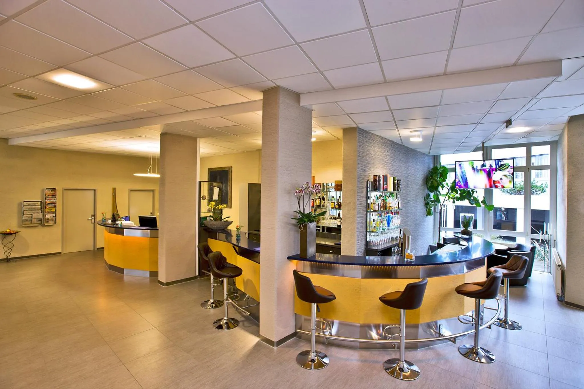 Lounge or bar in bonjour Tagungshotel Stuttgart-Gerlingen