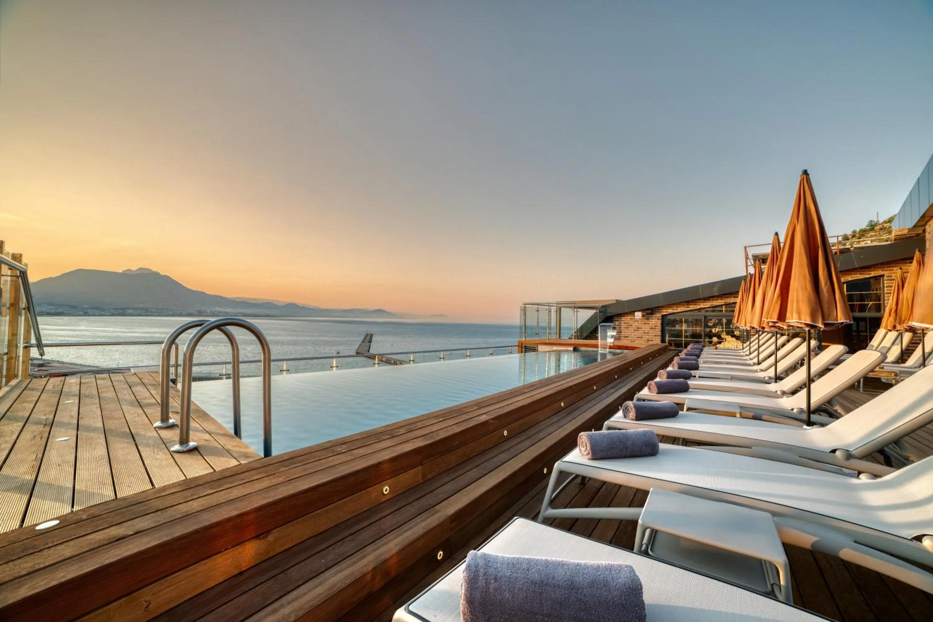 Swimming pool in Numa Port Hotel