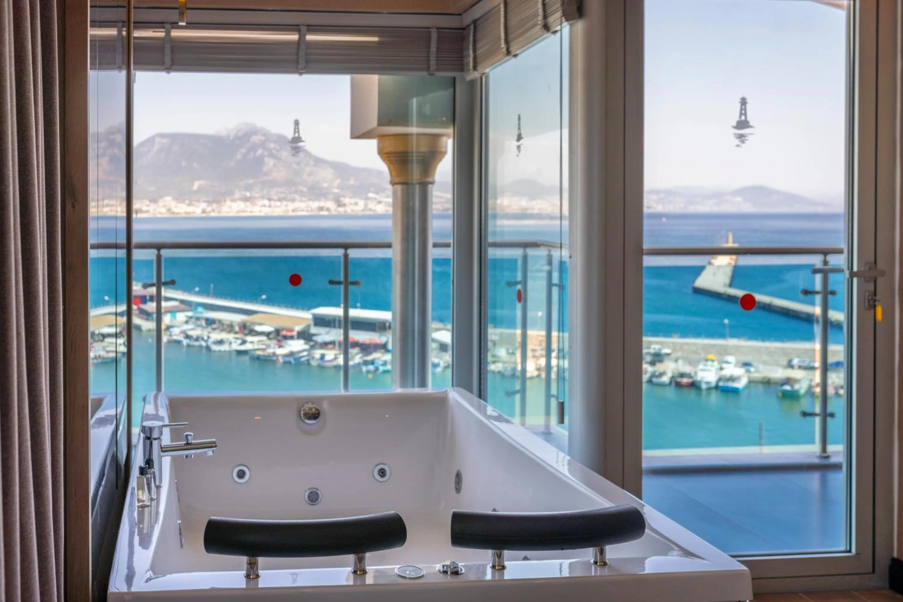 Sea view in Numa Port Hotel