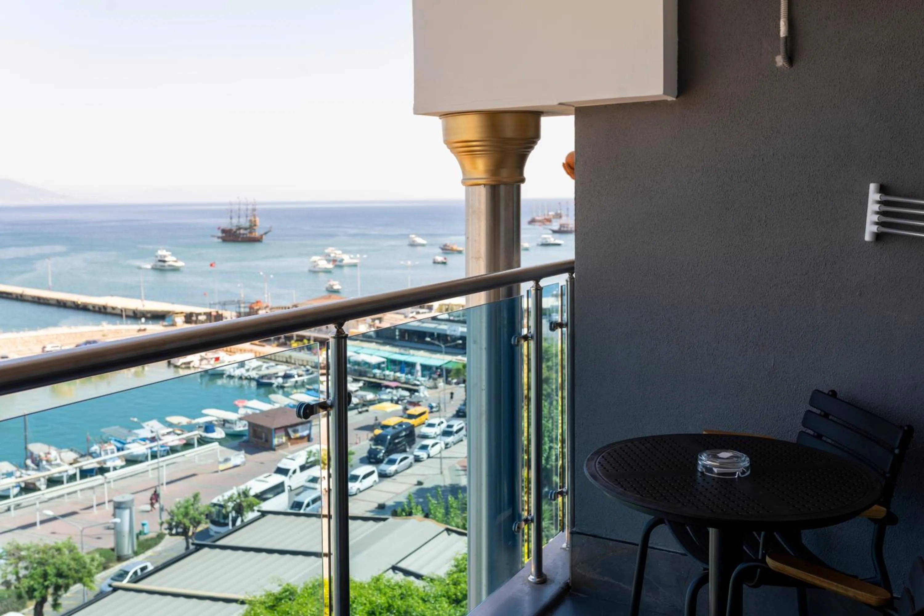 Balcony/Terrace in Numa Port Hotel