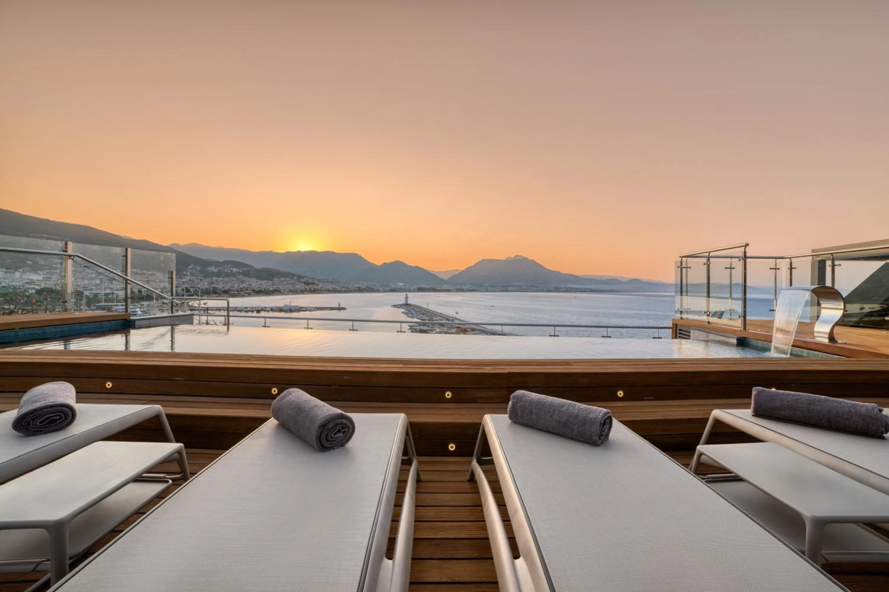 Swimming pool in Numa Port Hotel