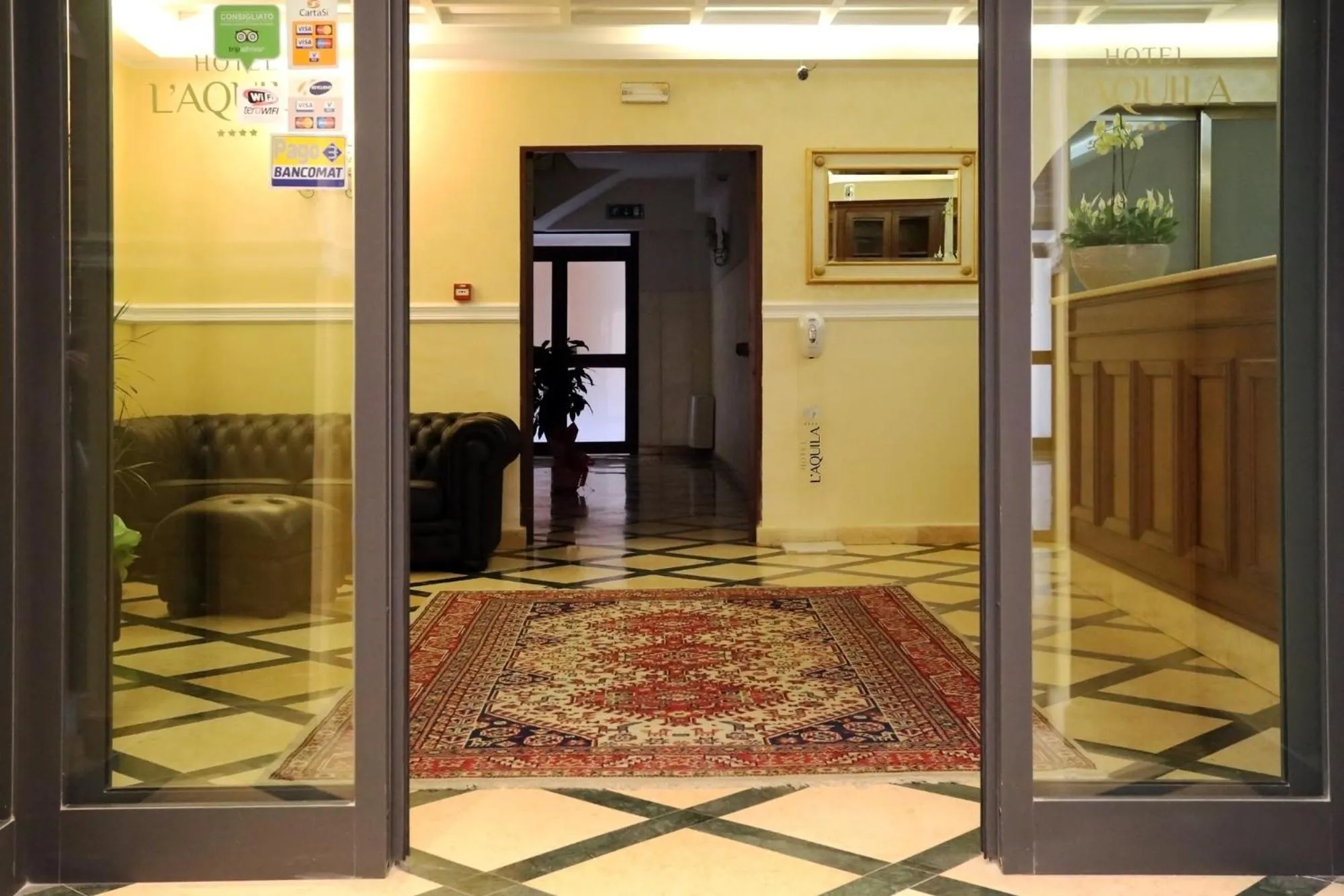 Facade/entrance in Hotel L'Aquila