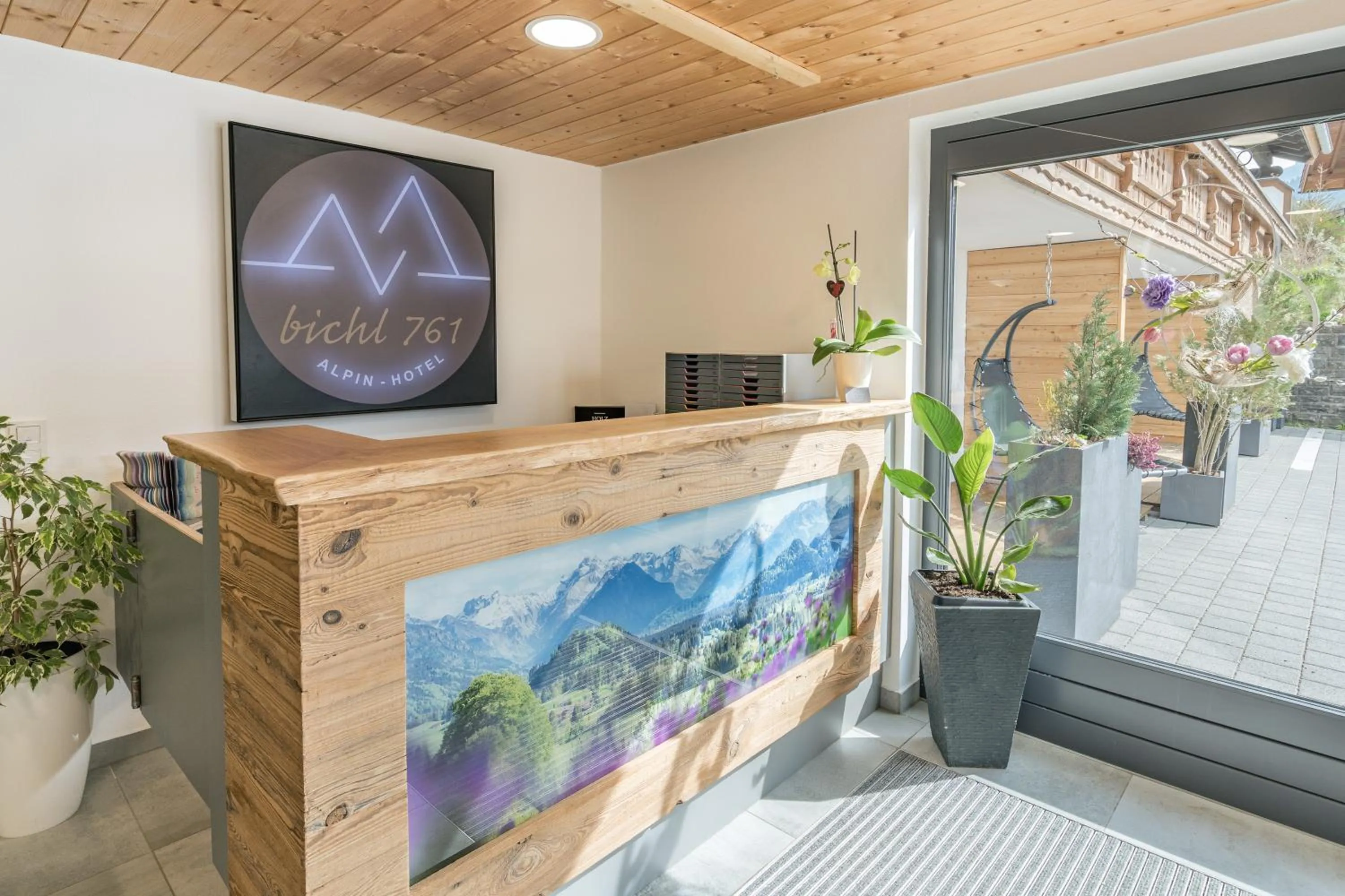 Facade/entrance in bichl 761