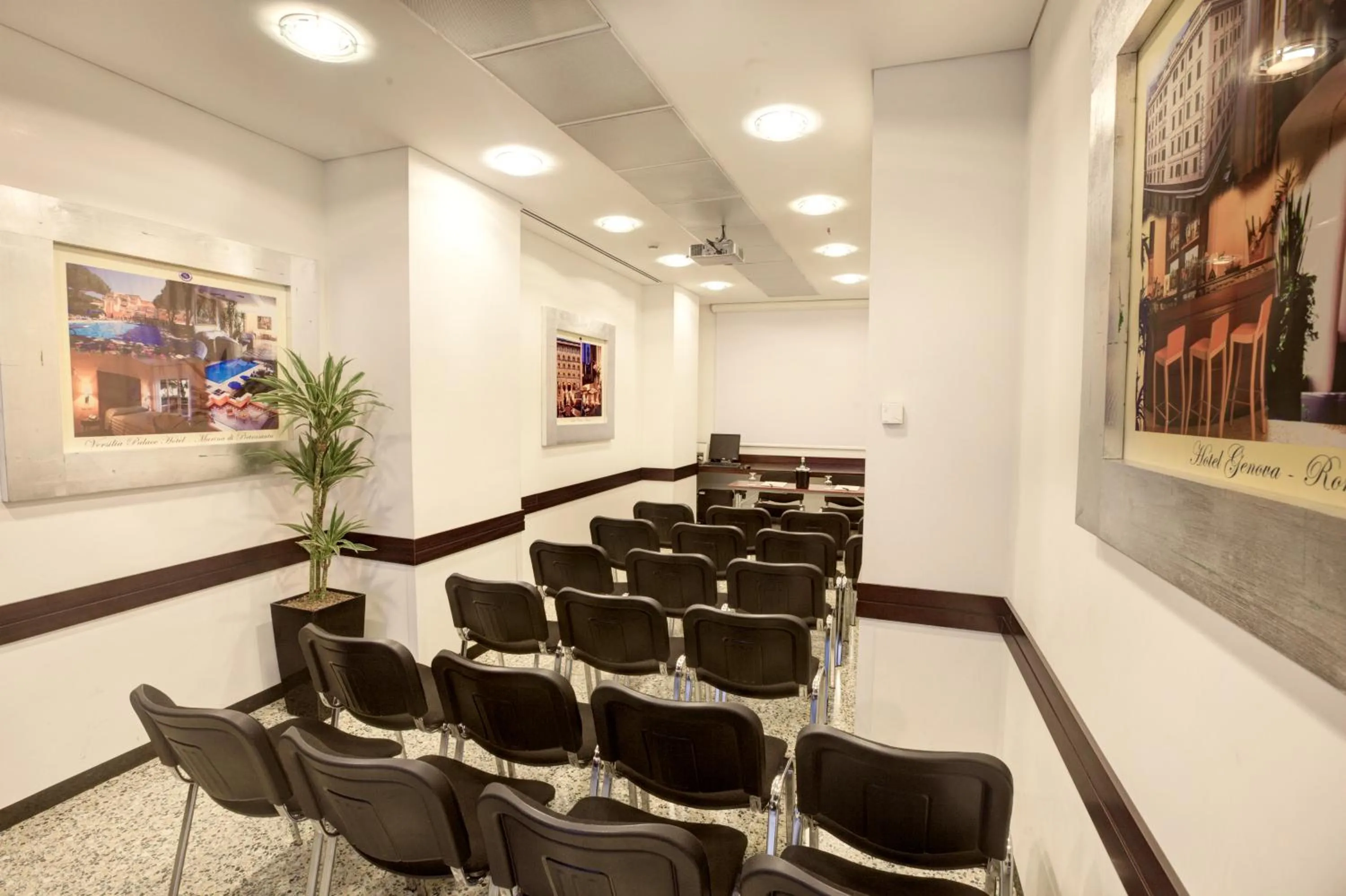 Business facilities in Hotel Genova
