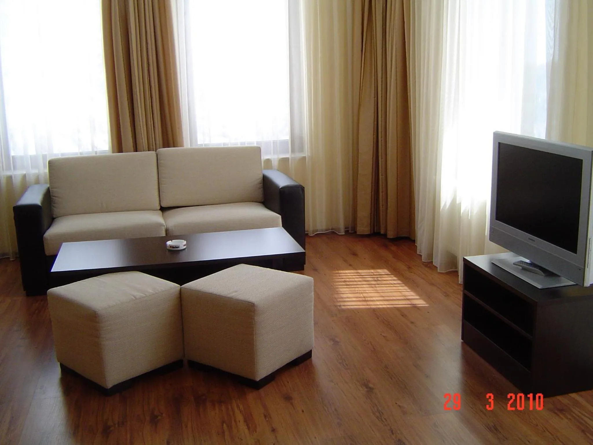 Living room in Spider House Aparthotel