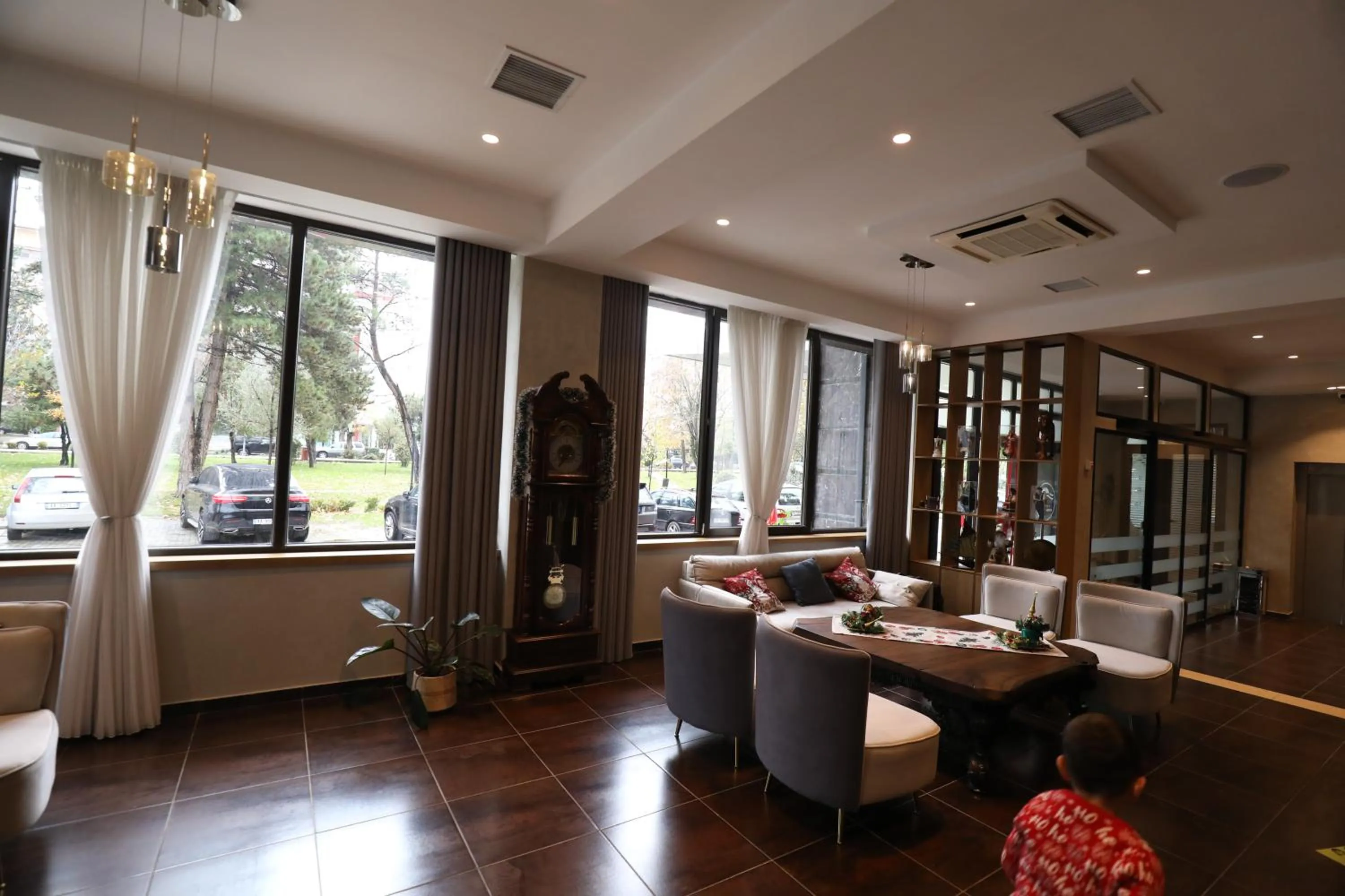 Seating area in Hotel 1 Maji