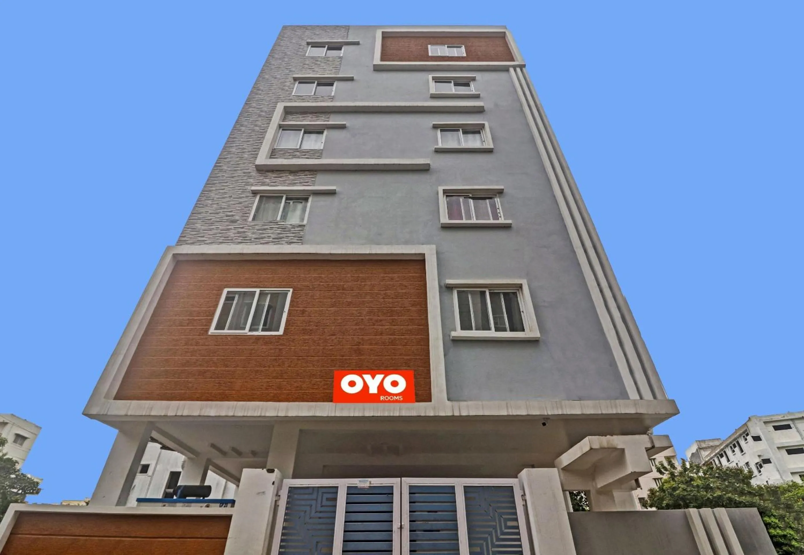 Facade/entrance in Super Hotel O Qualia Pride Financial District