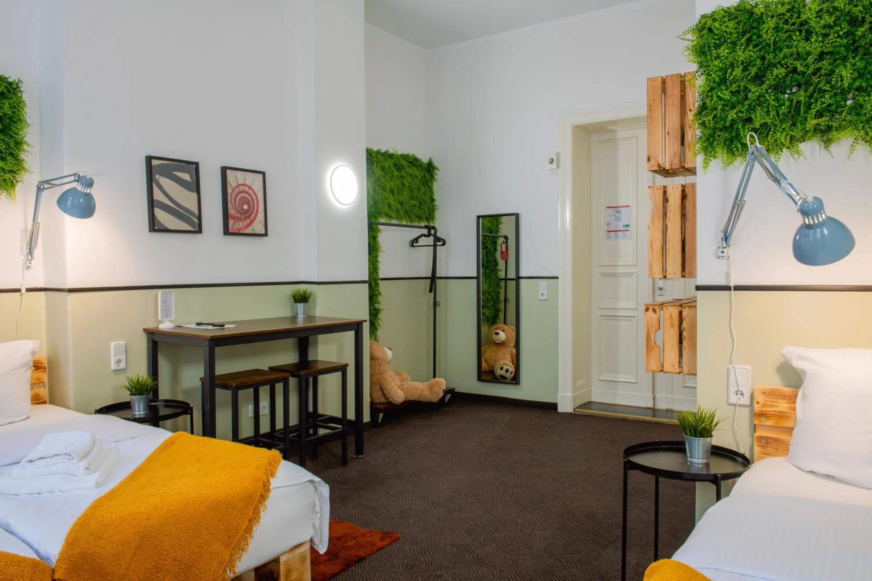 Photo of the whole room, Bed in Hotel Alex Berlin