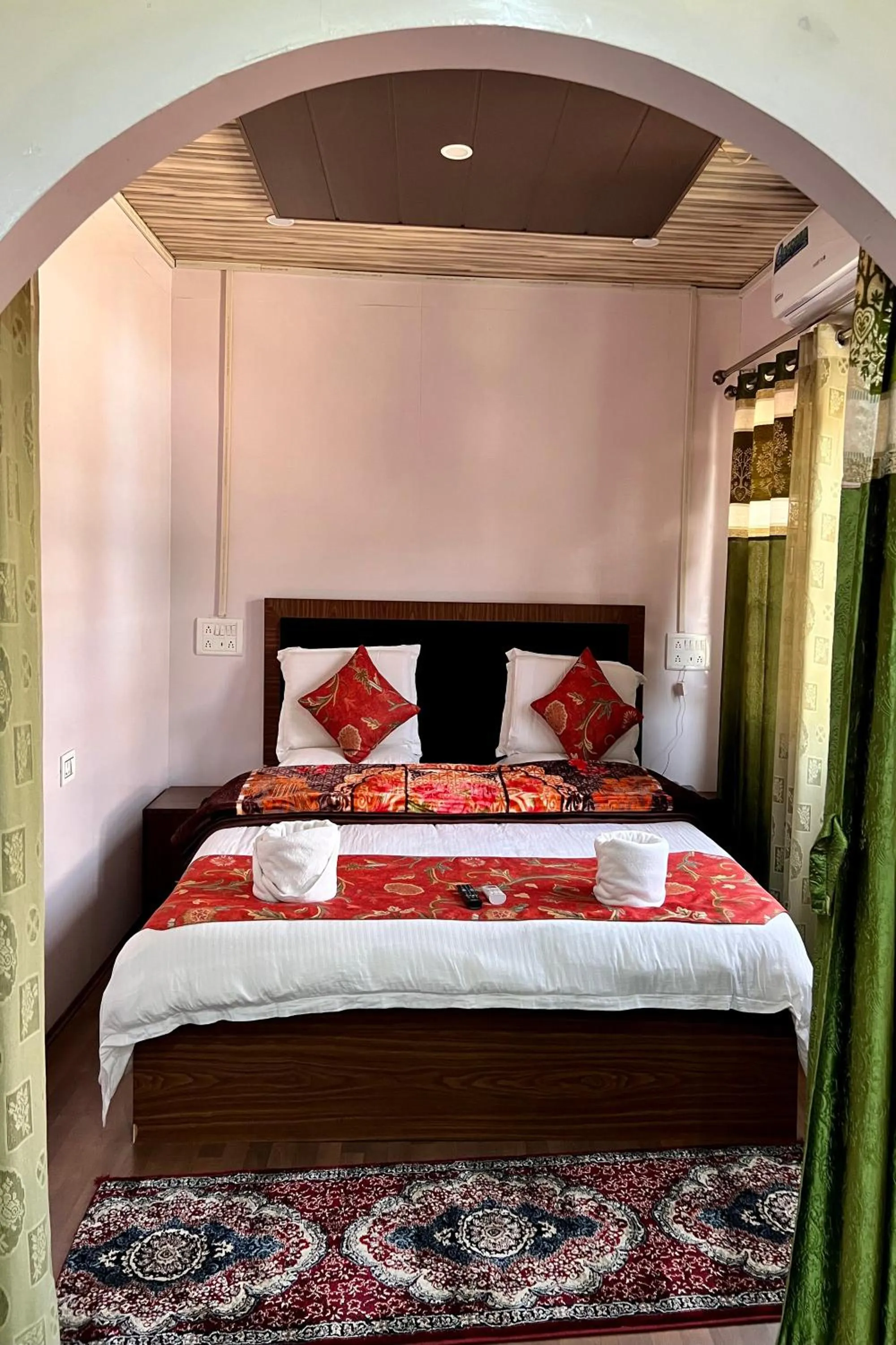 Photo of the whole room, Bed in Hotel Sultan Residency