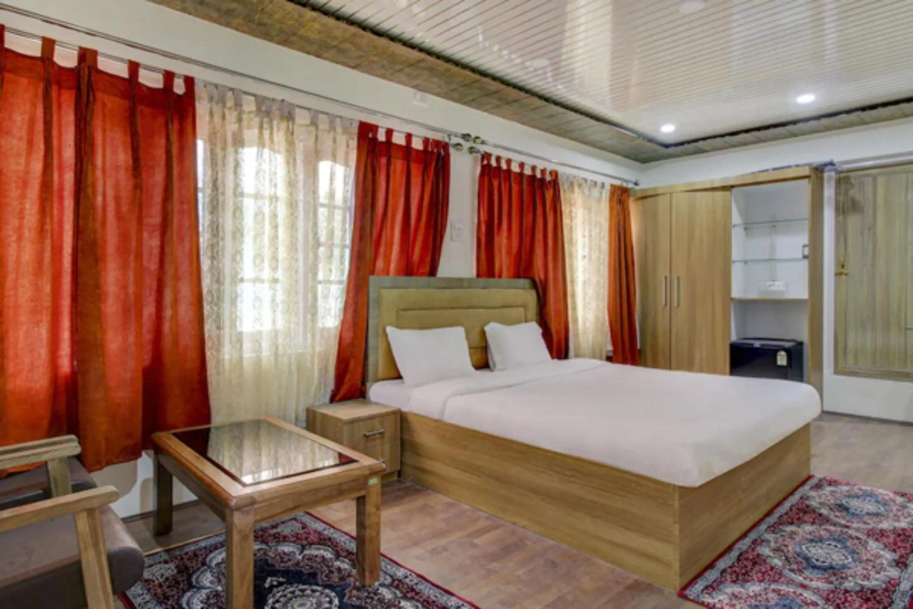 Photo of the whole room, Bed in Hotel Sultan Residency