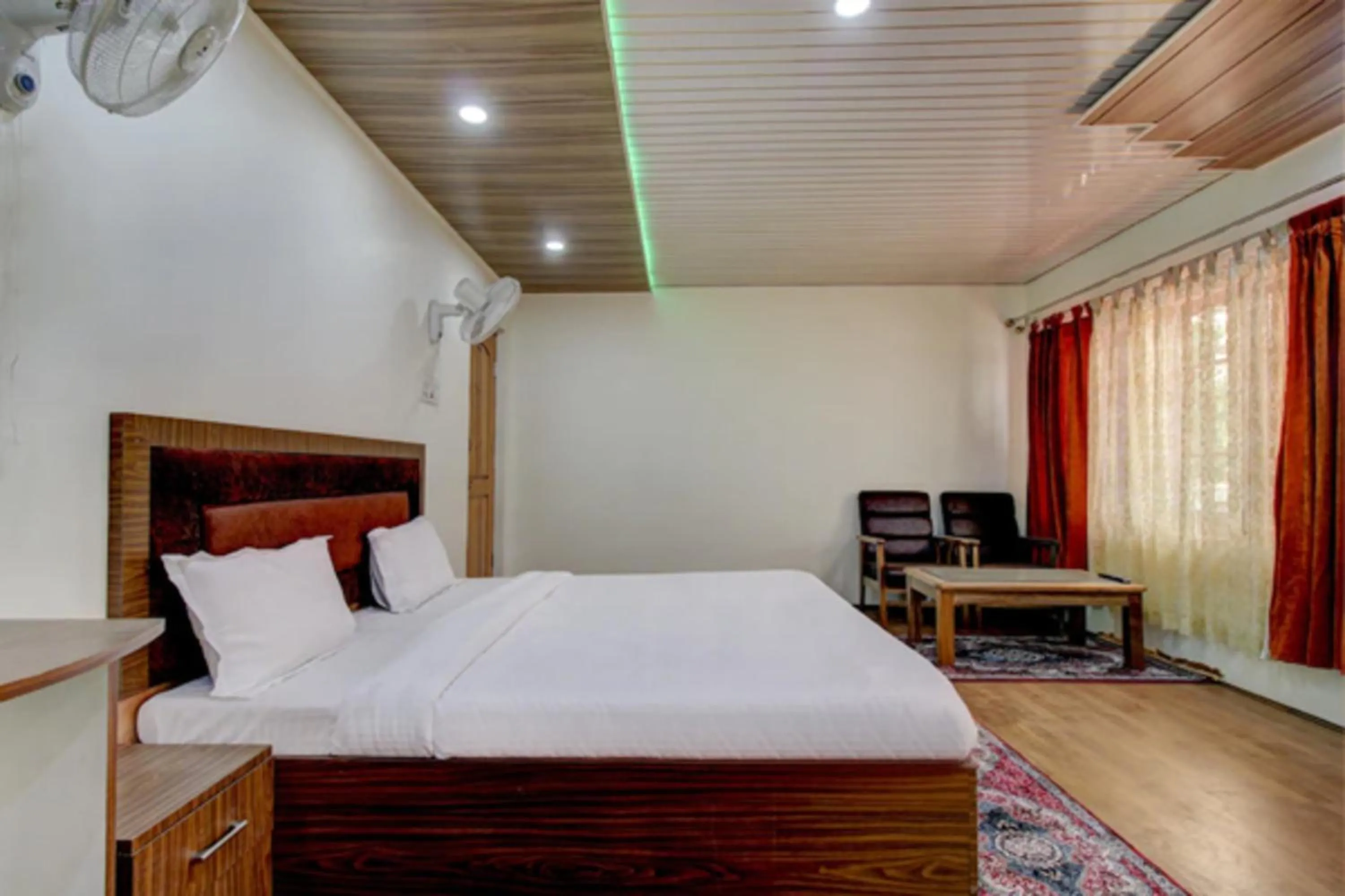 Photo of the whole room, Bed in Hotel Sultan Residency