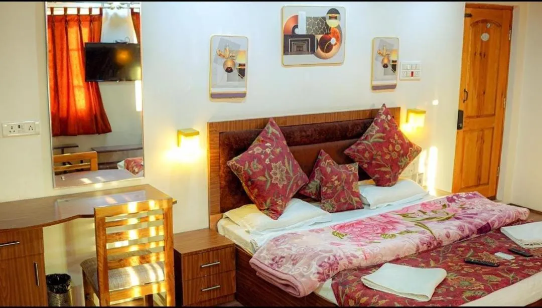 Bed in Hotel Sultan Residency