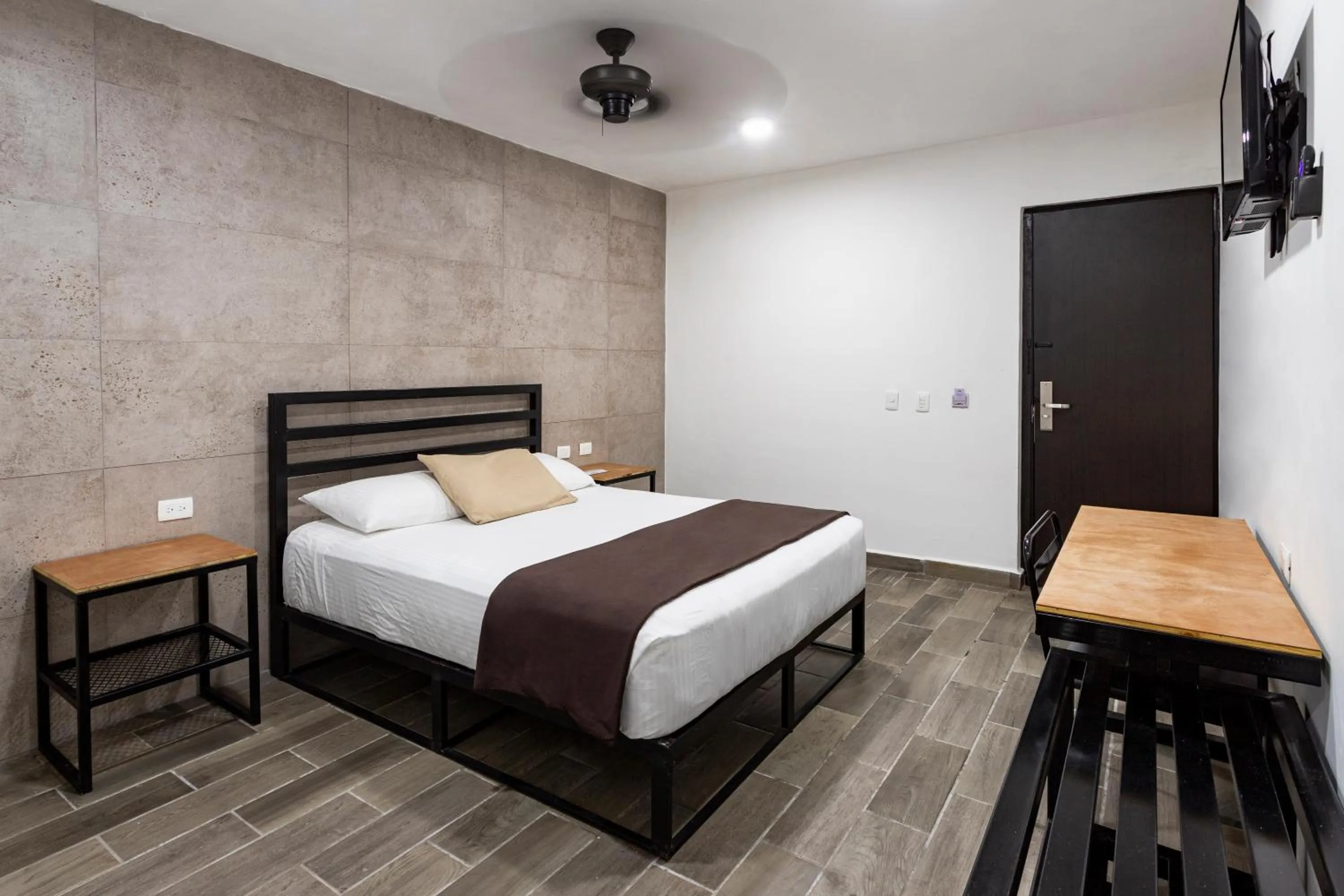 Photo of the whole room, Bed in Capital Hotel Saltillo