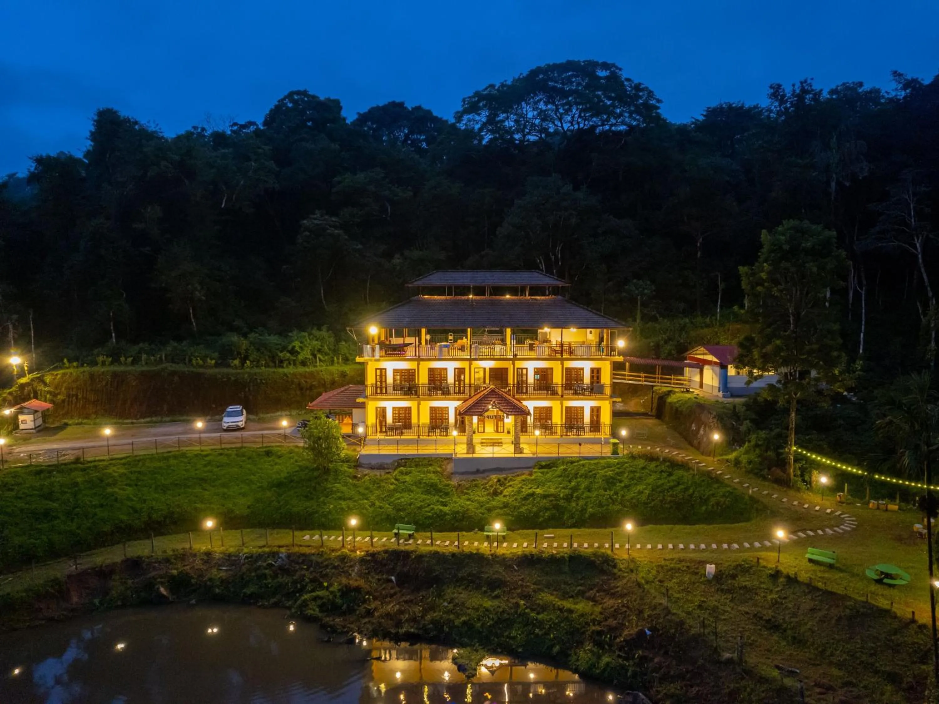 The Hosteller Coorg Rainforest, Madikeri