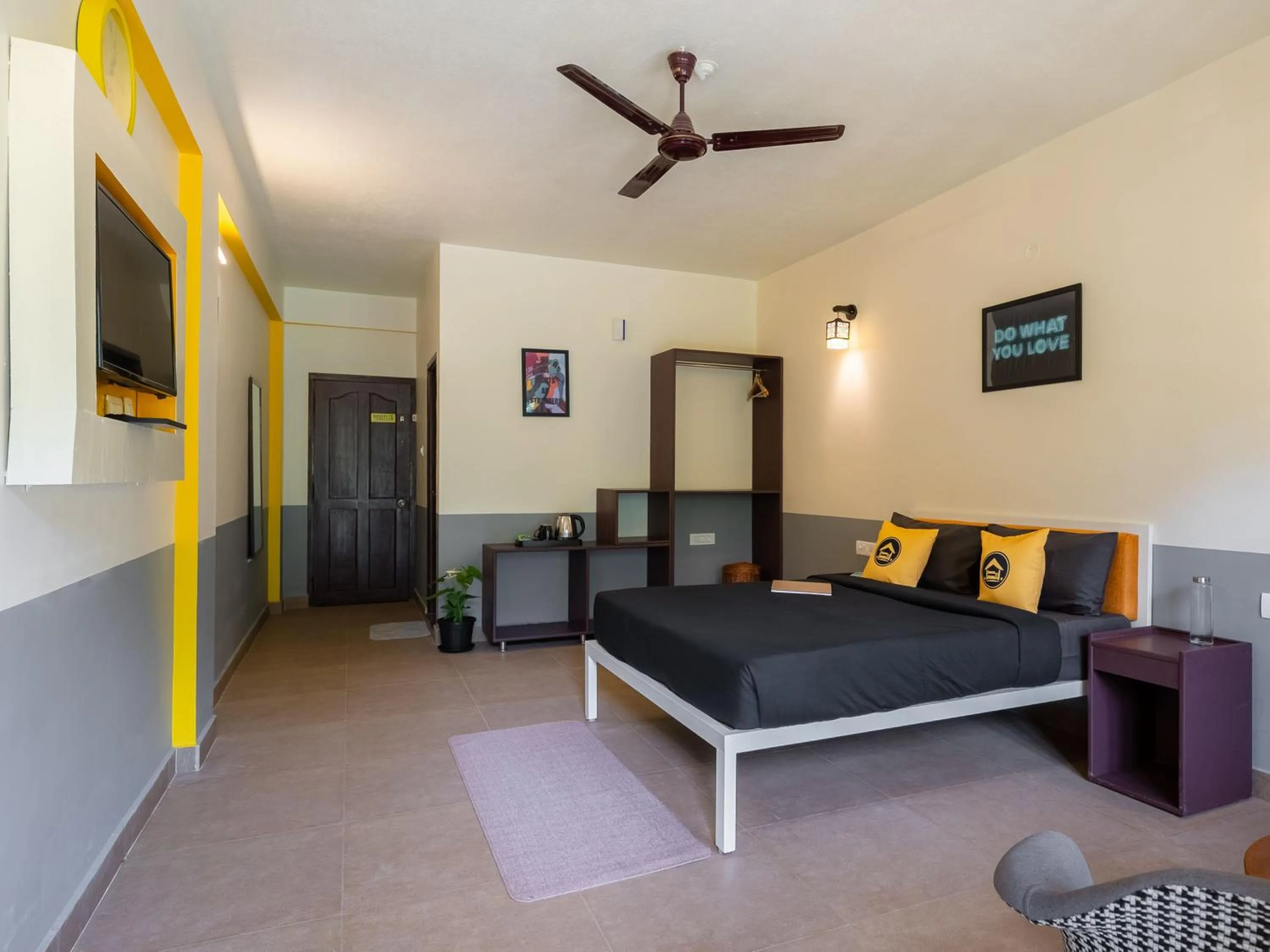 Bed in The Hosteller Coorg Rainforest, Madikeri