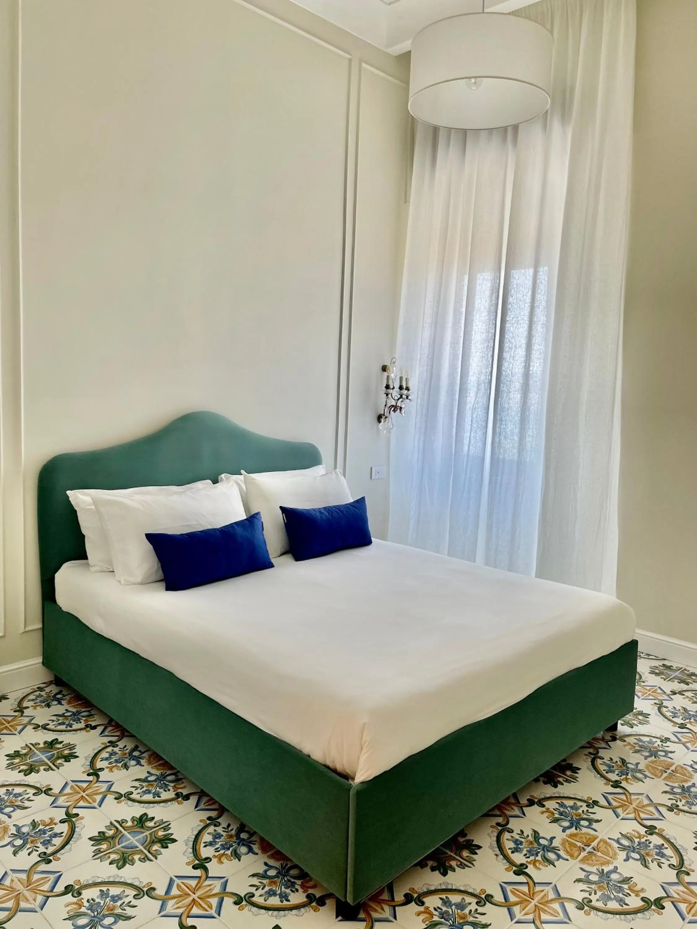 Bed in Experience Boutique Hotel - Villa Cimmino
