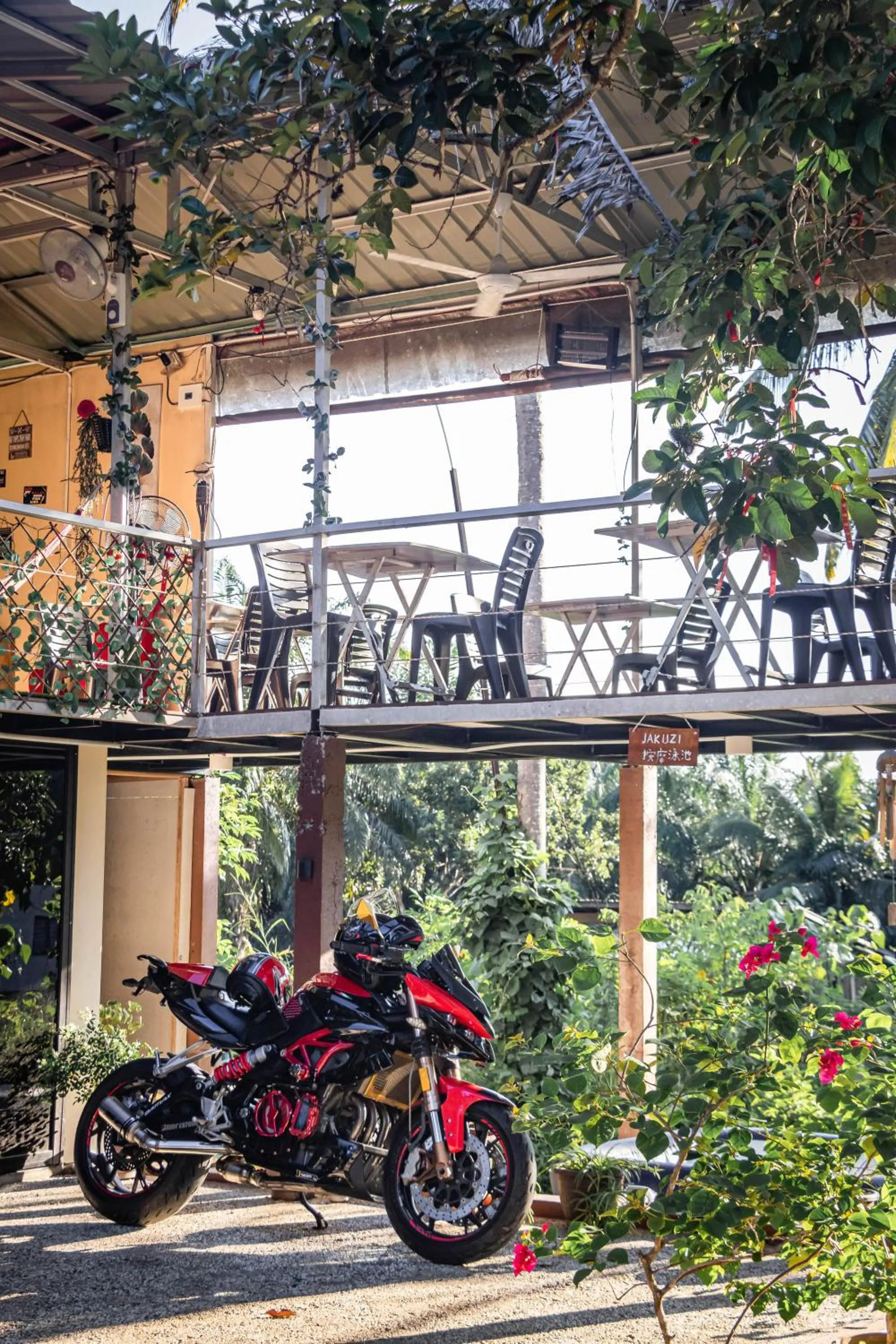 Restaurant/places to eat in Timba Garden FREE TOWN AND JETTY TRANSPORT