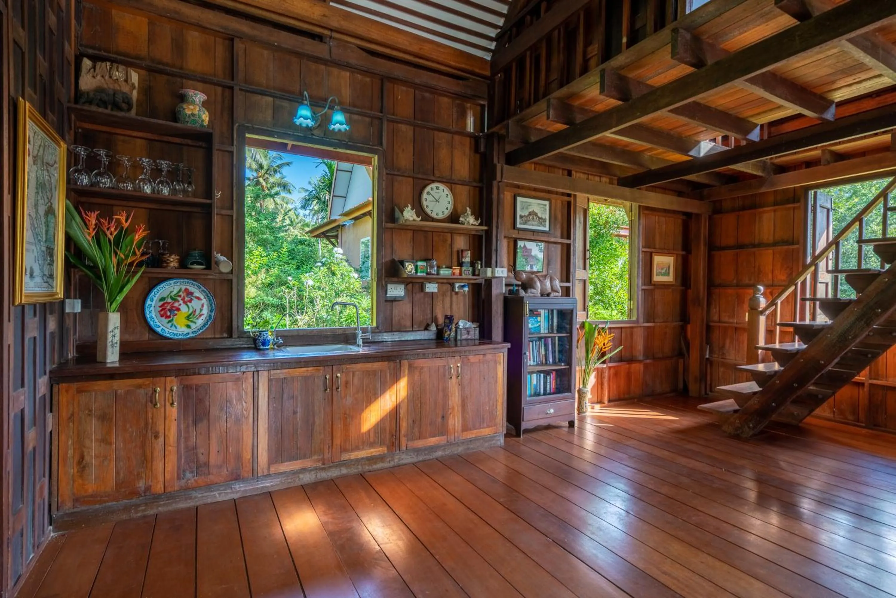 Communal lounge/ TV room in Piman Pu