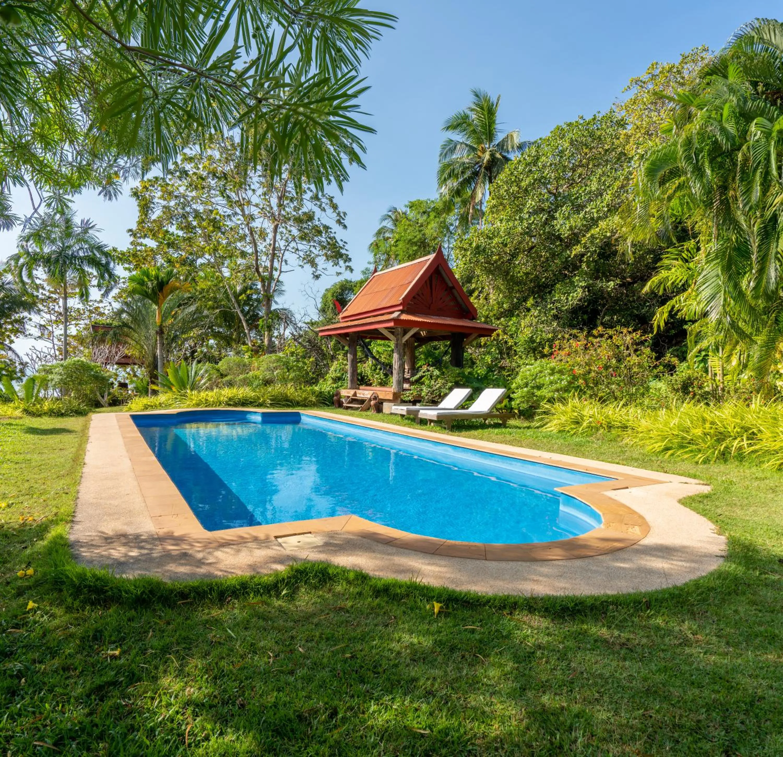 Pool view in Piman Pu