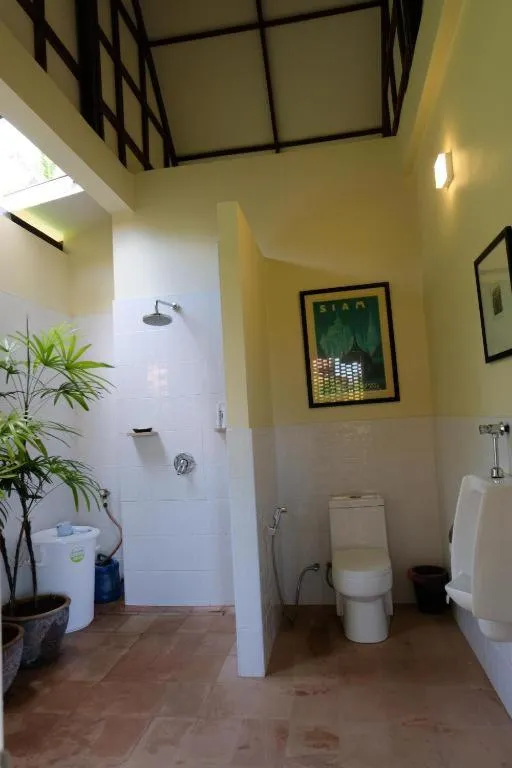 Bathroom in Piman Pu
