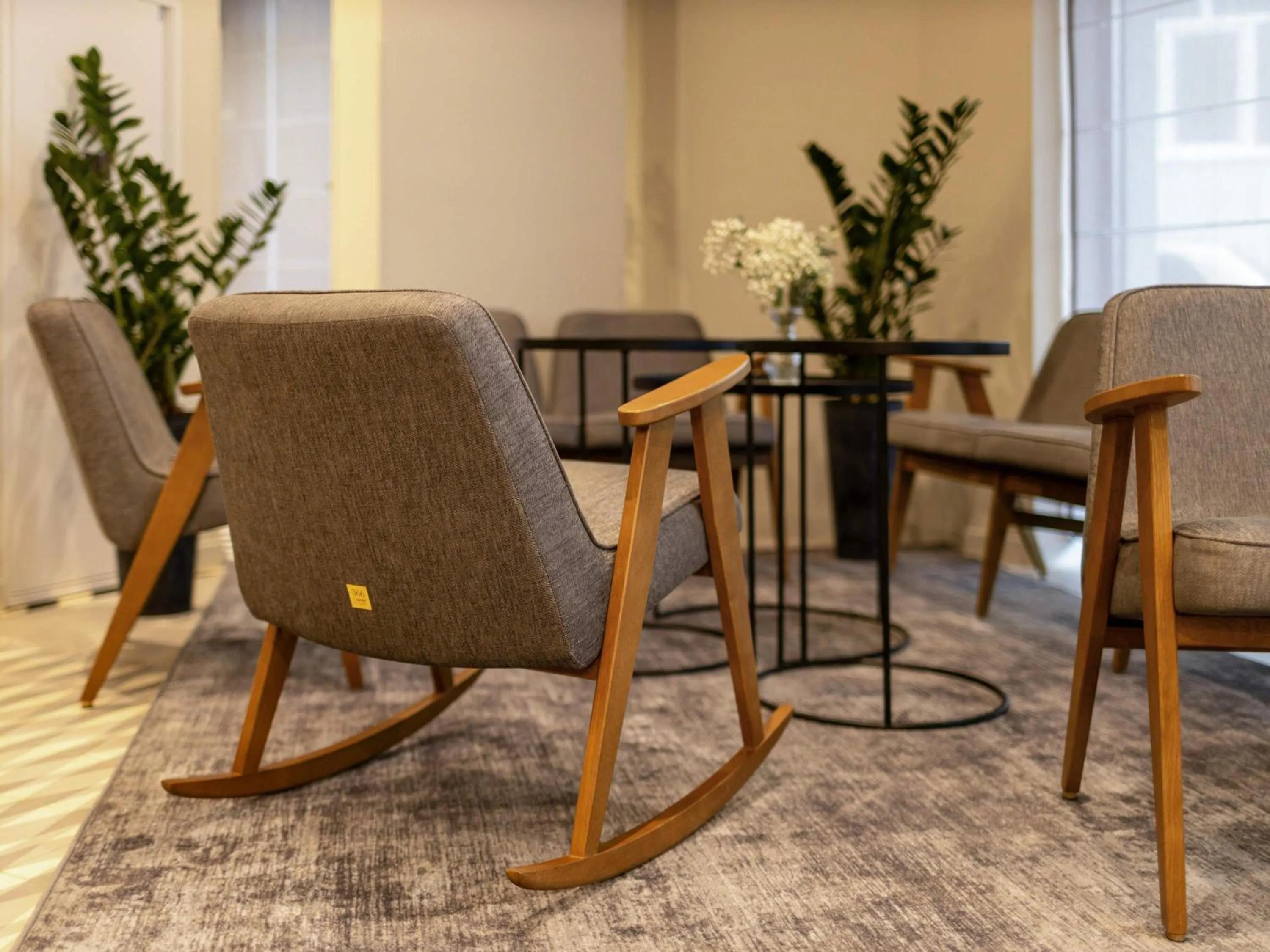 Restaurant/places to eat in ibis Lviv Center