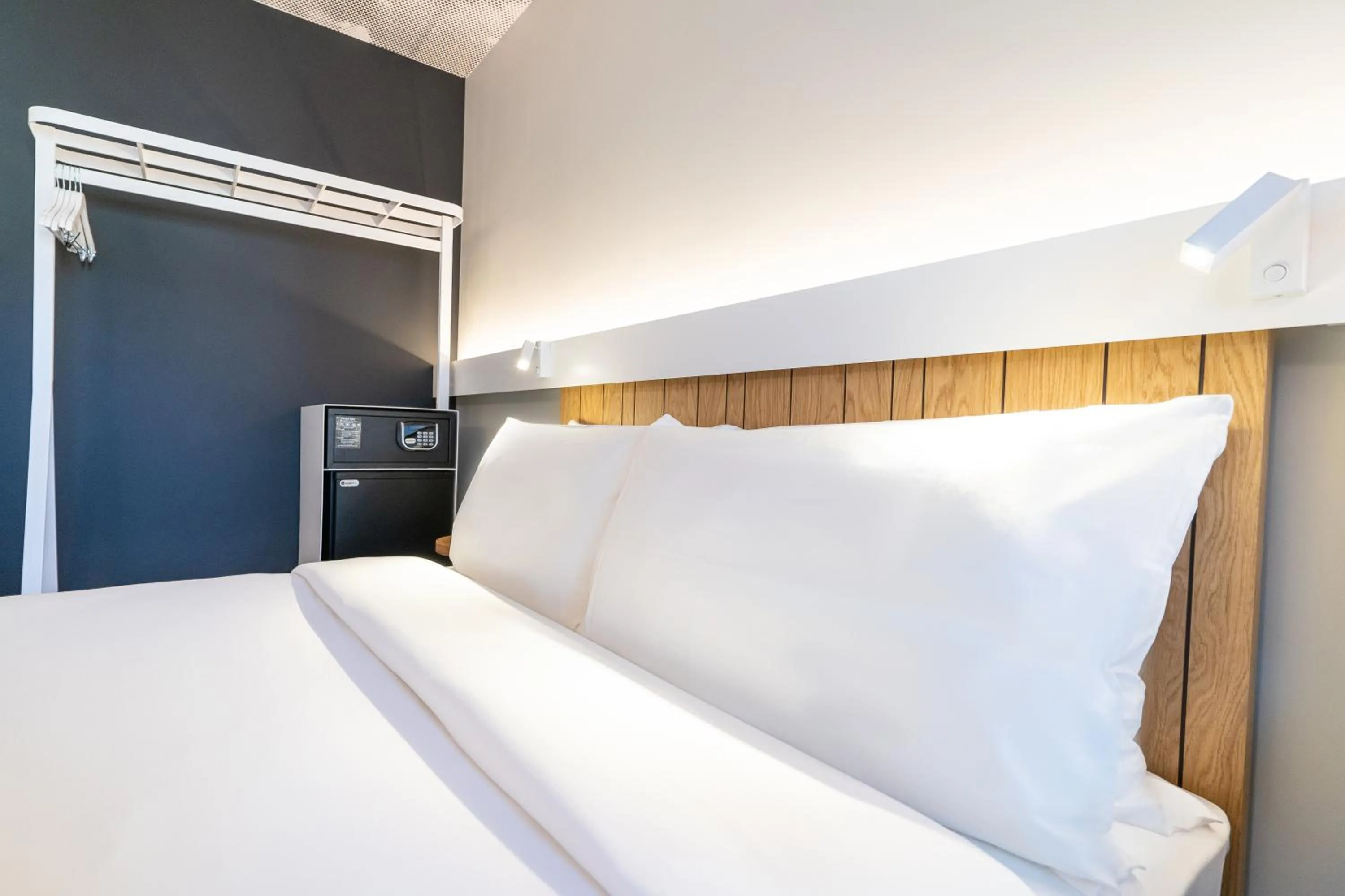 Bed in ibis Lviv Center